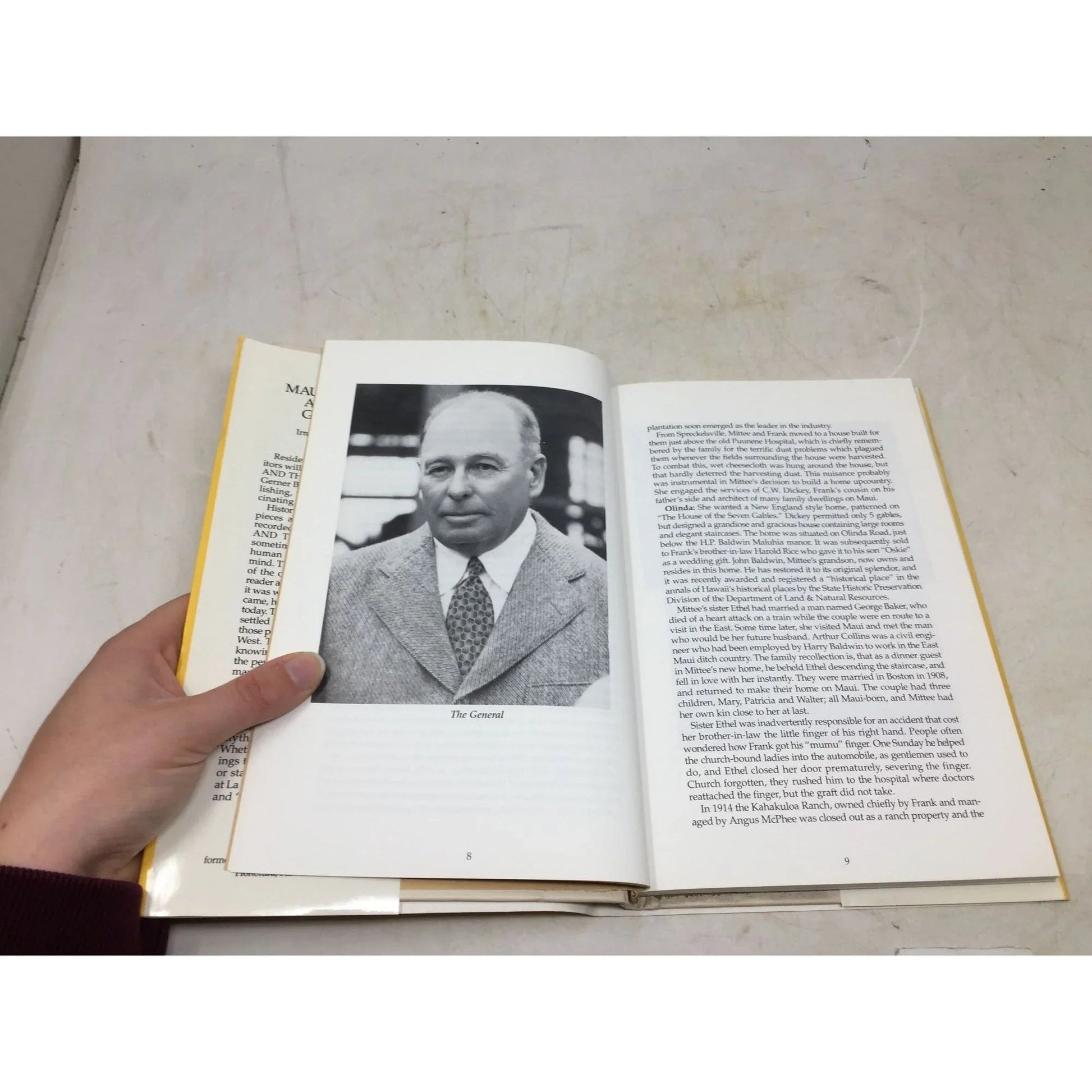 ''MAUI'S MITTEE AND THE GENERAL'' by Irma Gerner Burns - A+ Stuff - Books - A+ Stuff