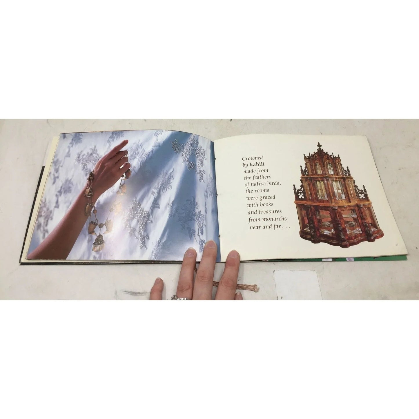 Memories of Majesty at Hānaiakamalama Book - A+ Stuff - Books - A+ Stuff