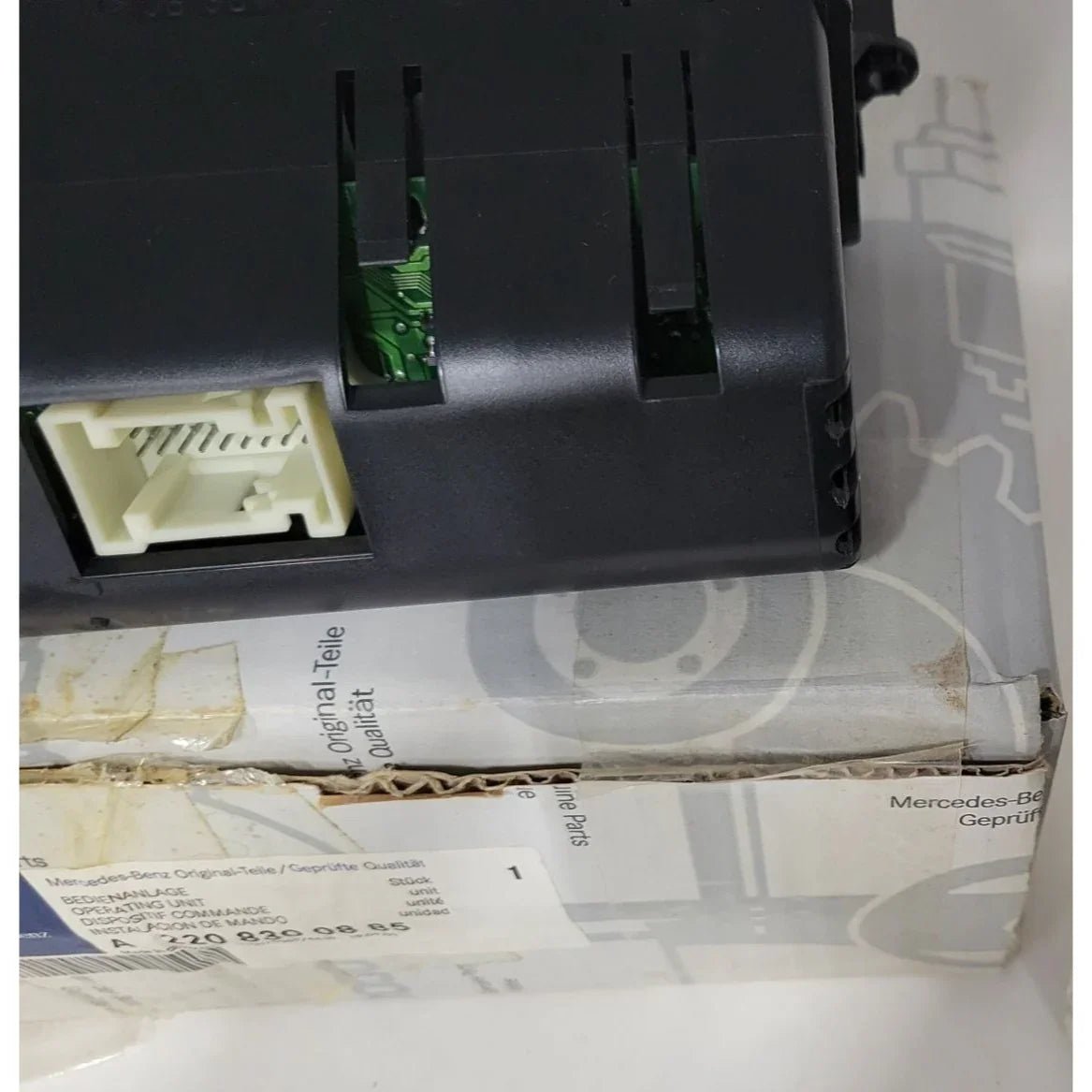 Mercedes Benz Climate Control Panel ''Operating Unit'' A 220 830 08 85 - Mercedes Benz - Auto Part - A+ Stuff