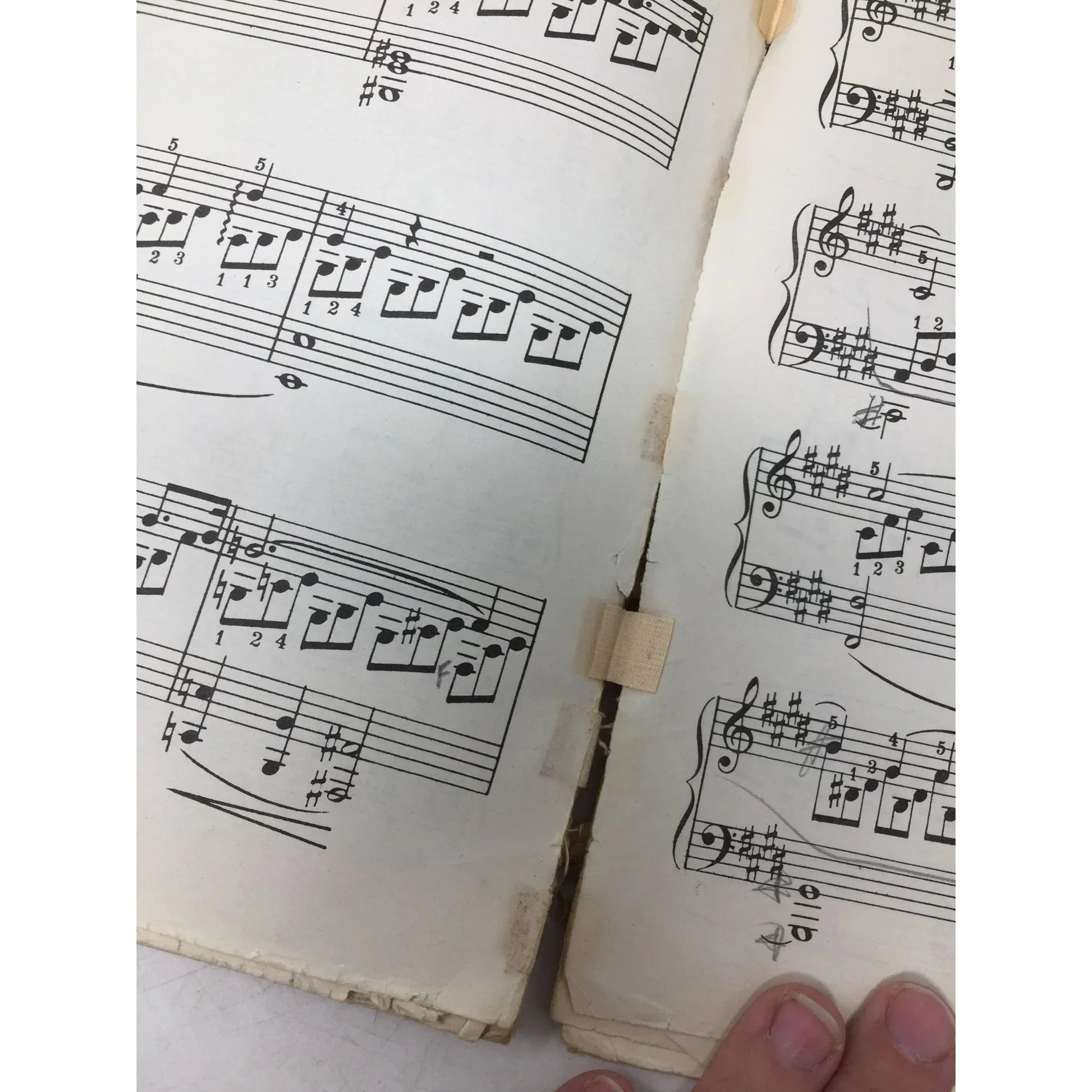 Michael Aaron Piano Course Grade Four Vintage Sheet music - Mills music inc - sheet music - A+ Stuff