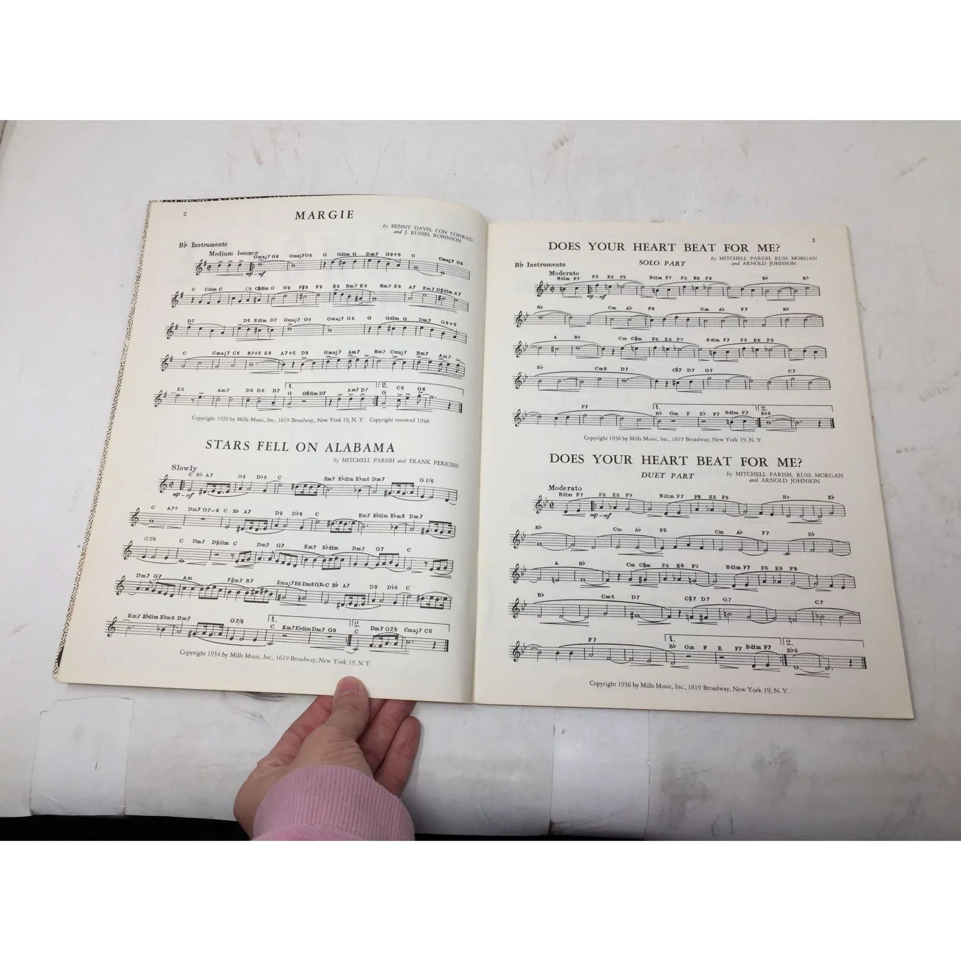 Mills Showcase of Hits Vintage Sheet Music Book - A+ Stuff - SHEET MUSIC - A+ Stuff