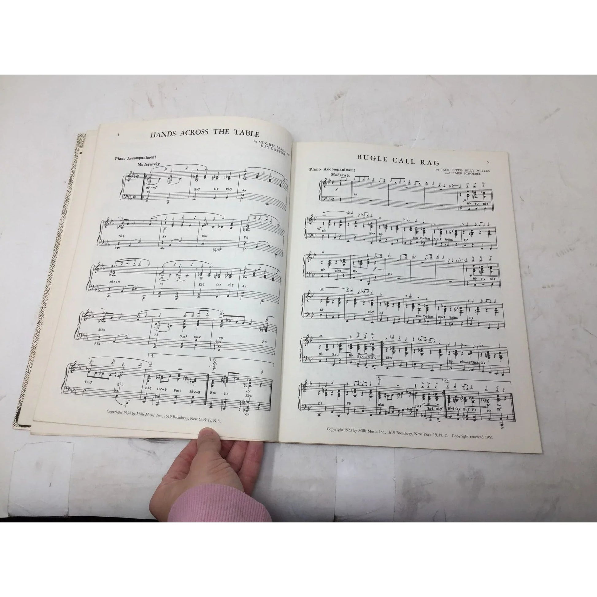 Mills Showcase of Hits Vintage Sheet Music Book - A+ Stuff - SHEET MUSIC - A+ Stuff