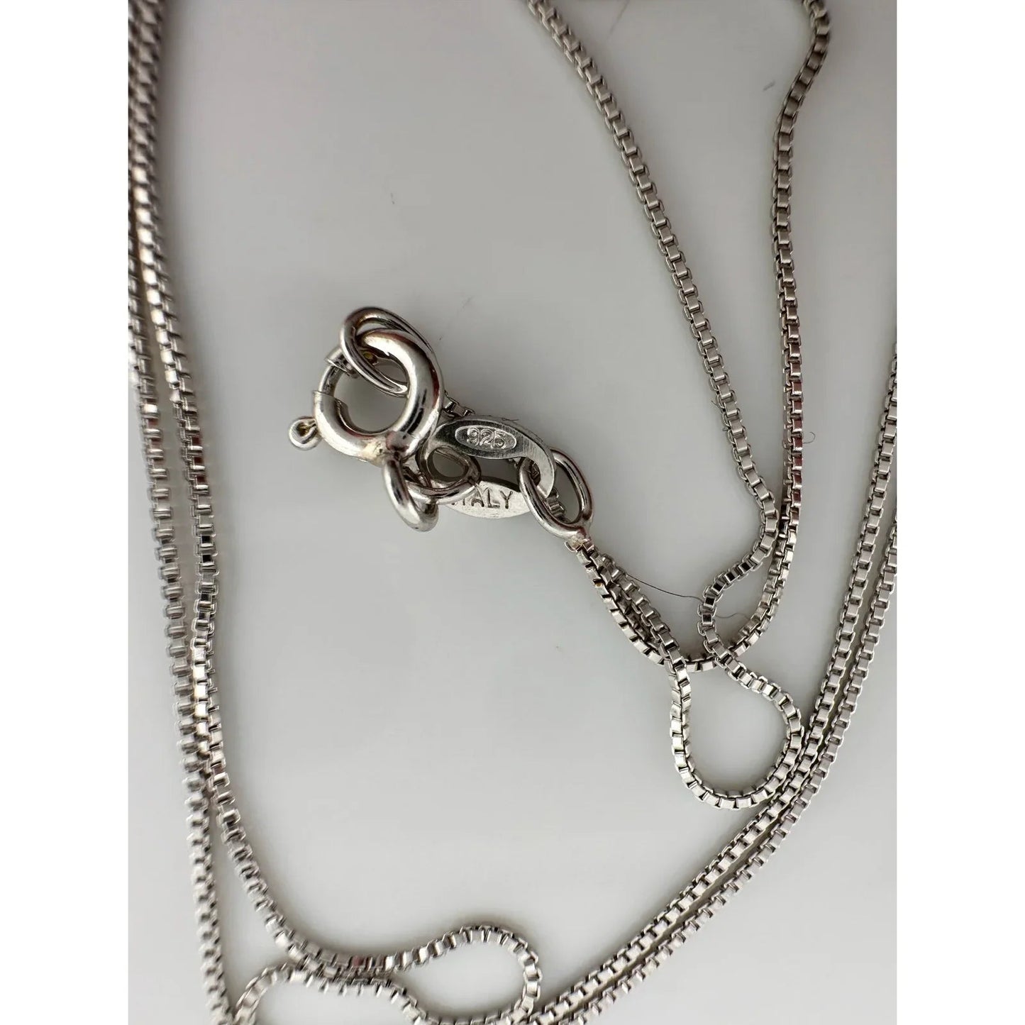"Mom" Dancing Heart Necklace with Lab Created Pink & White Sapphires - Unbranded - Necklace with Pendant - A+ Stuff