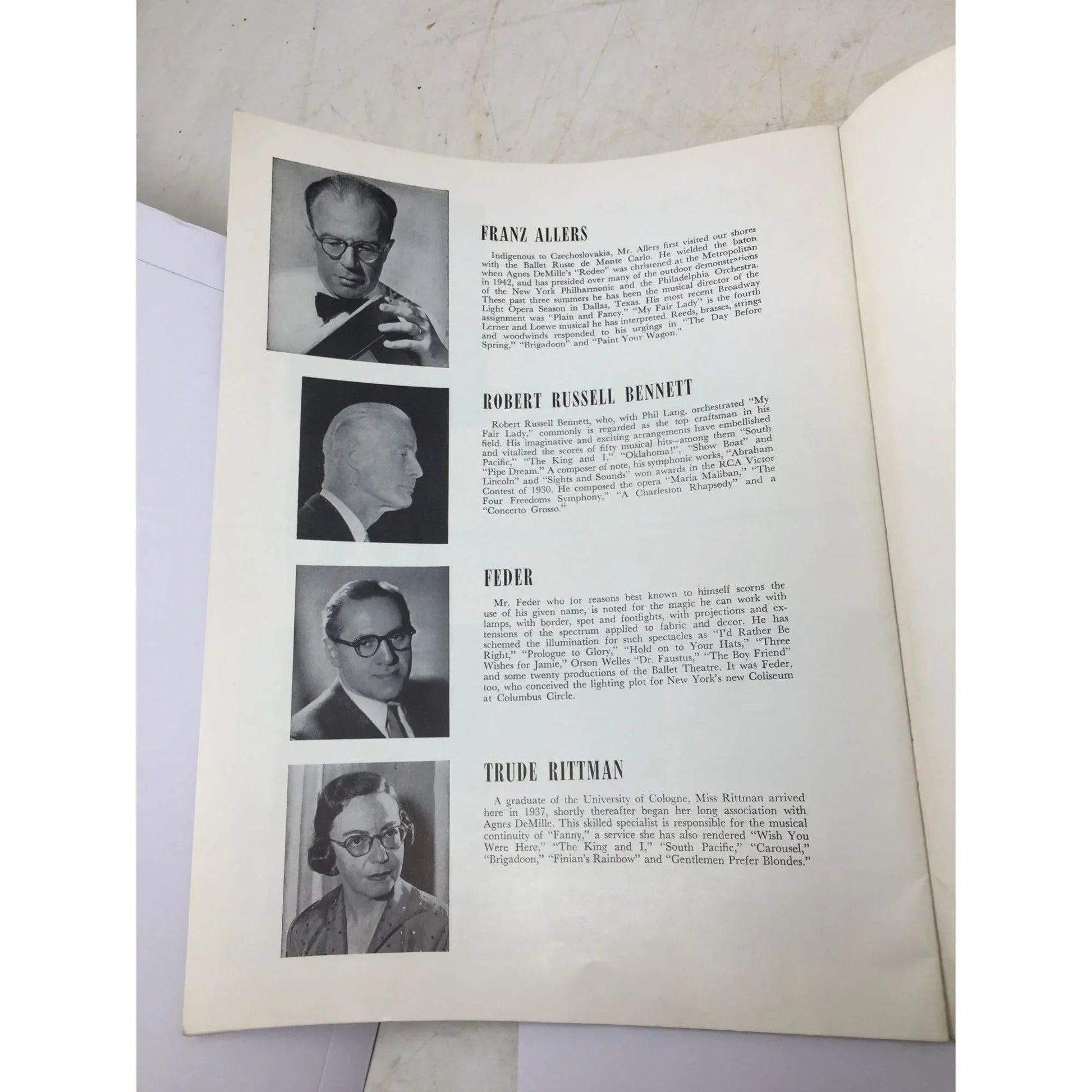 ''MY FAIR LADY'' Vintage Musical Souvenir Program Book - A+ Stuff - Books - A+ Stuff