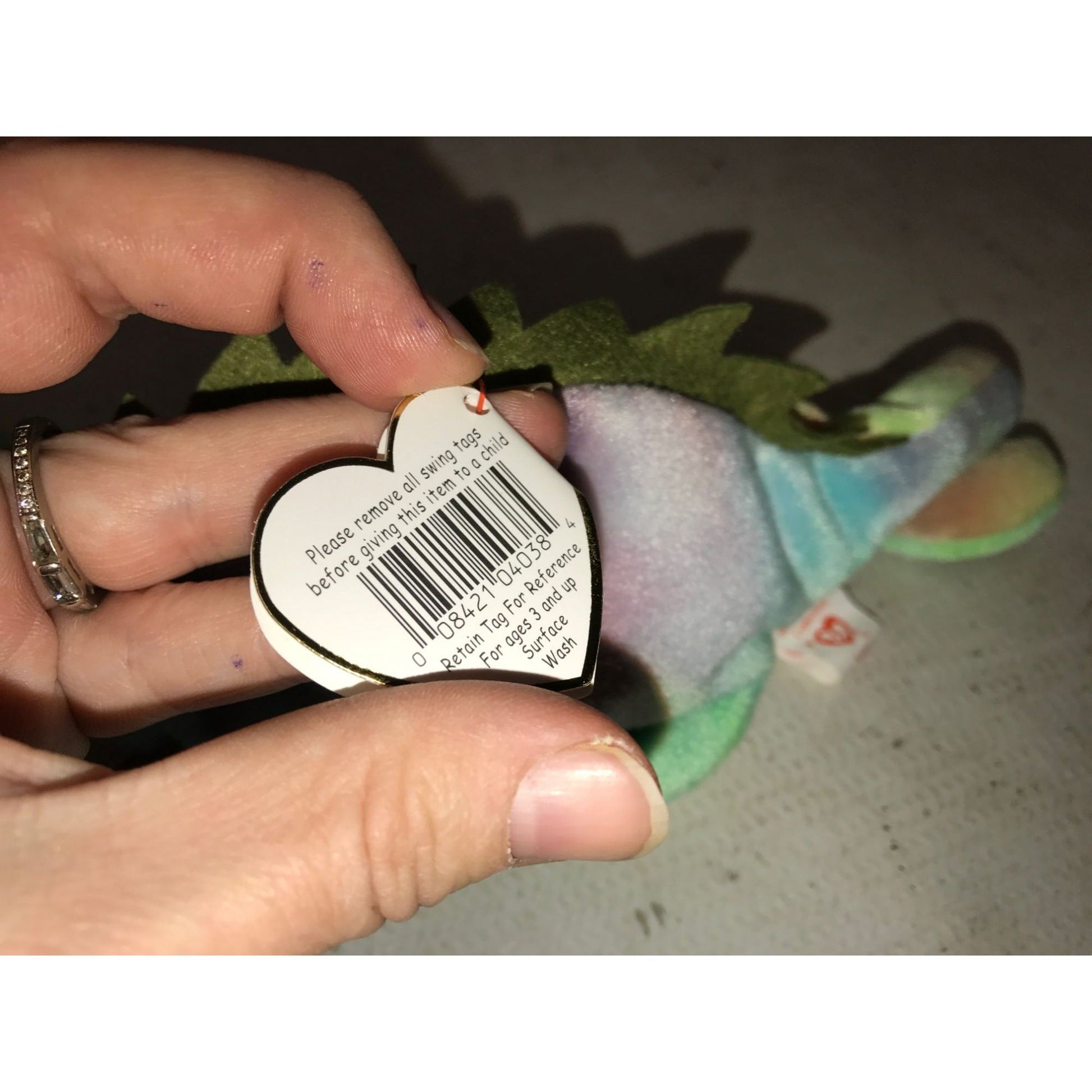 Retired 1997 Pastel Iggy the Iguana Beanie Baby TY Beanie Baby  A+ Stuff Plush Toys / Stuffed Animals