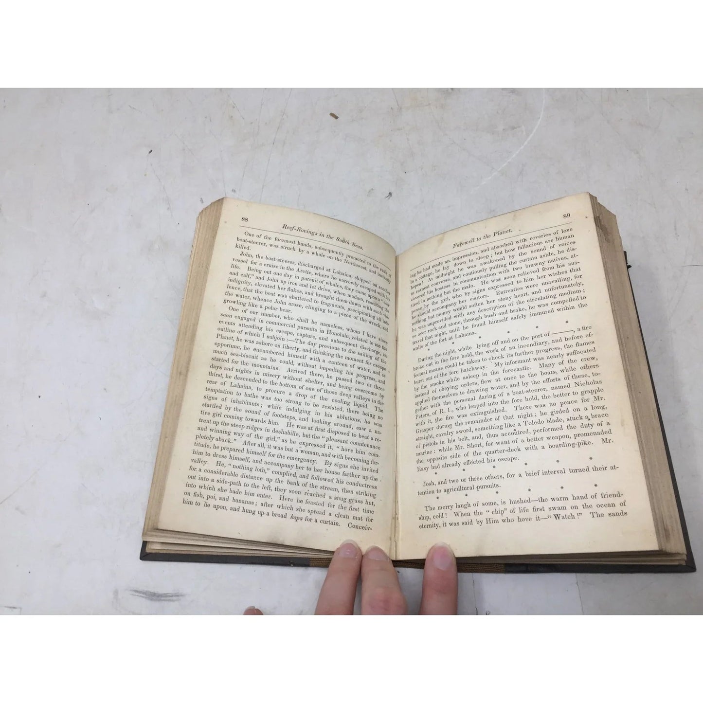 "Na Motu: Reef - Rovings in the South Seas" Book - A+ Stuff - Books - A+ Stuff