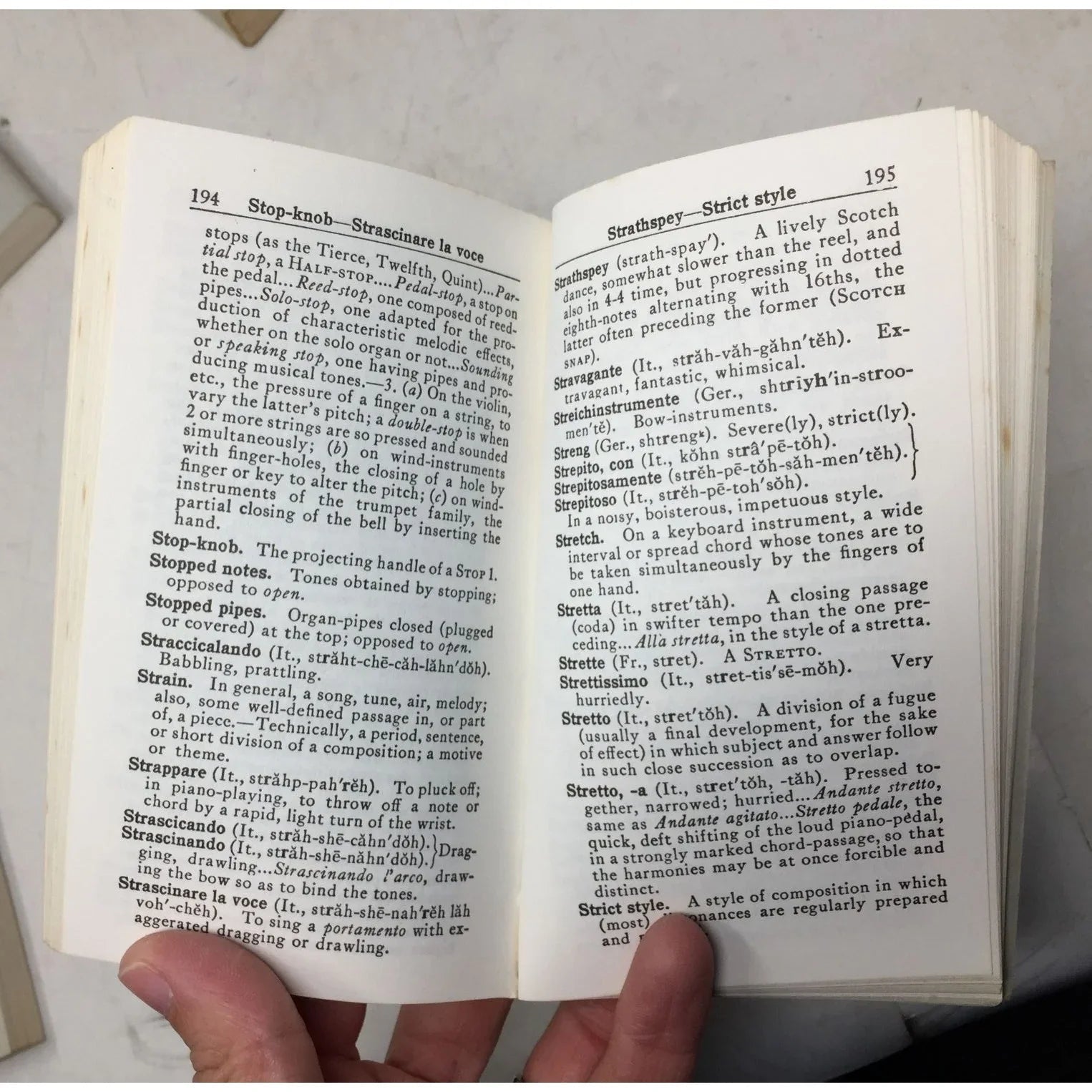 Newly Revised and Augmented Edition Pronouncing Pocket Manual of Musical Terms - A+ Stuff - Books - A+ Stuff