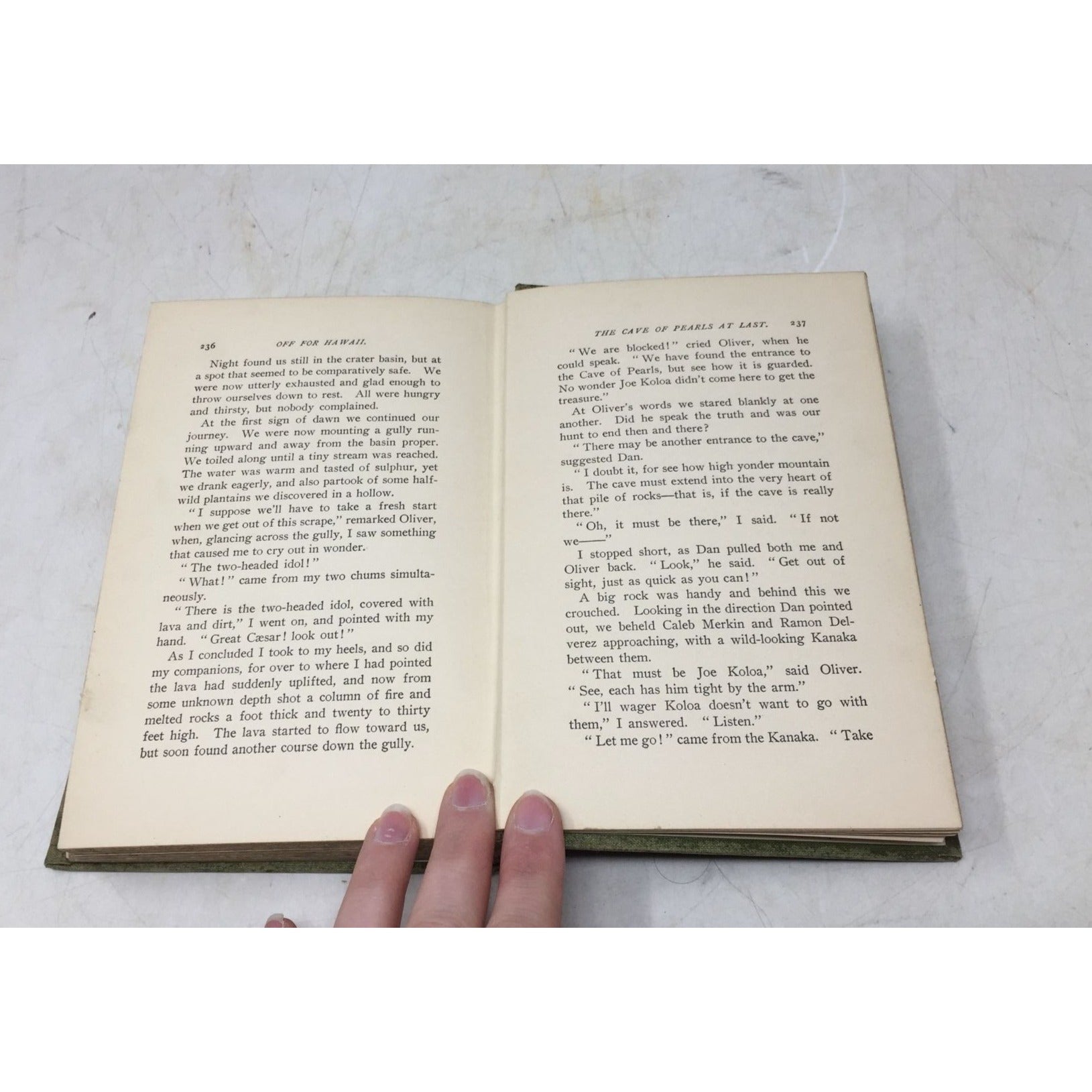 vintage hardcover book titled Off for Hawaii unbranded  A+ Stuff Books