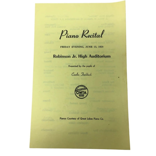 Piano recital Friday Evening, June 13, 1958 Robinson Jr Auditorium Booklet - A+ Stuff - Books - A+ Stuff