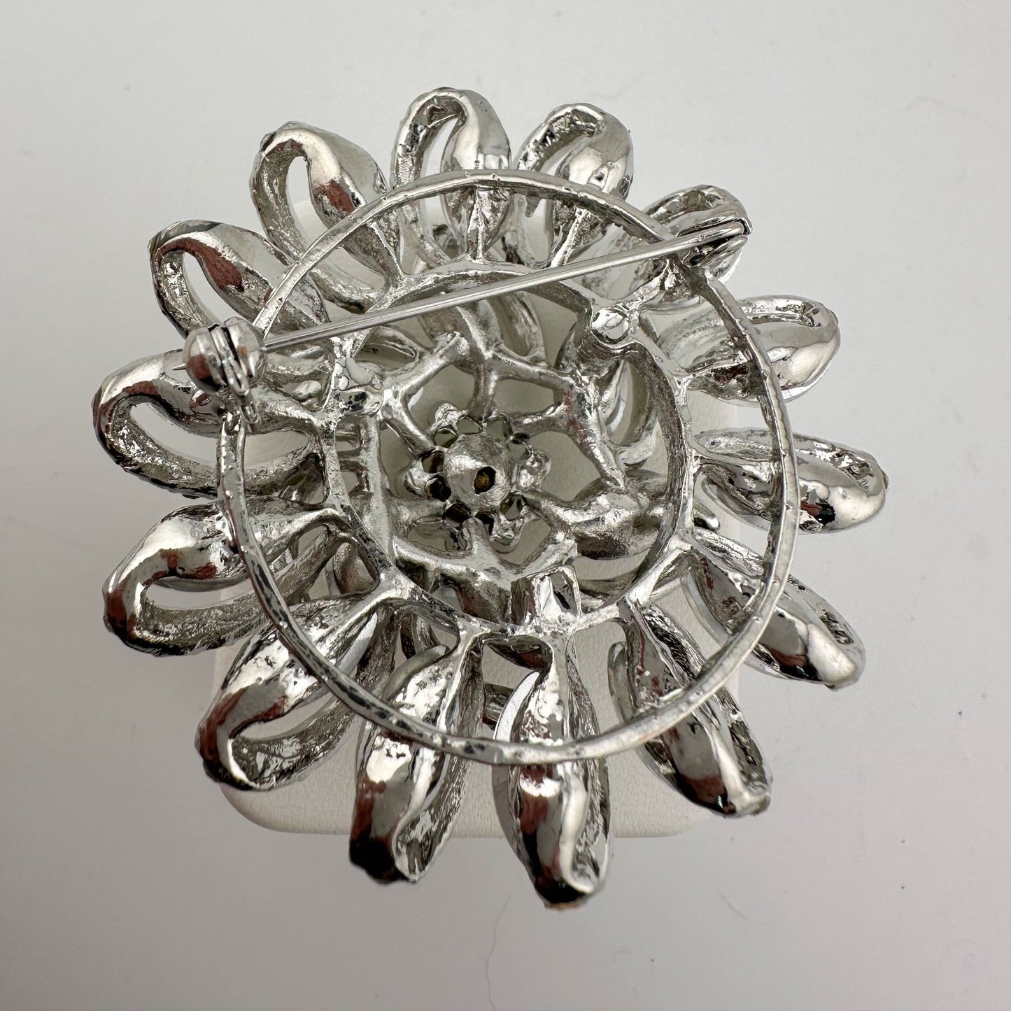 Beautiful Rhinestone Floral Swirl Brooch