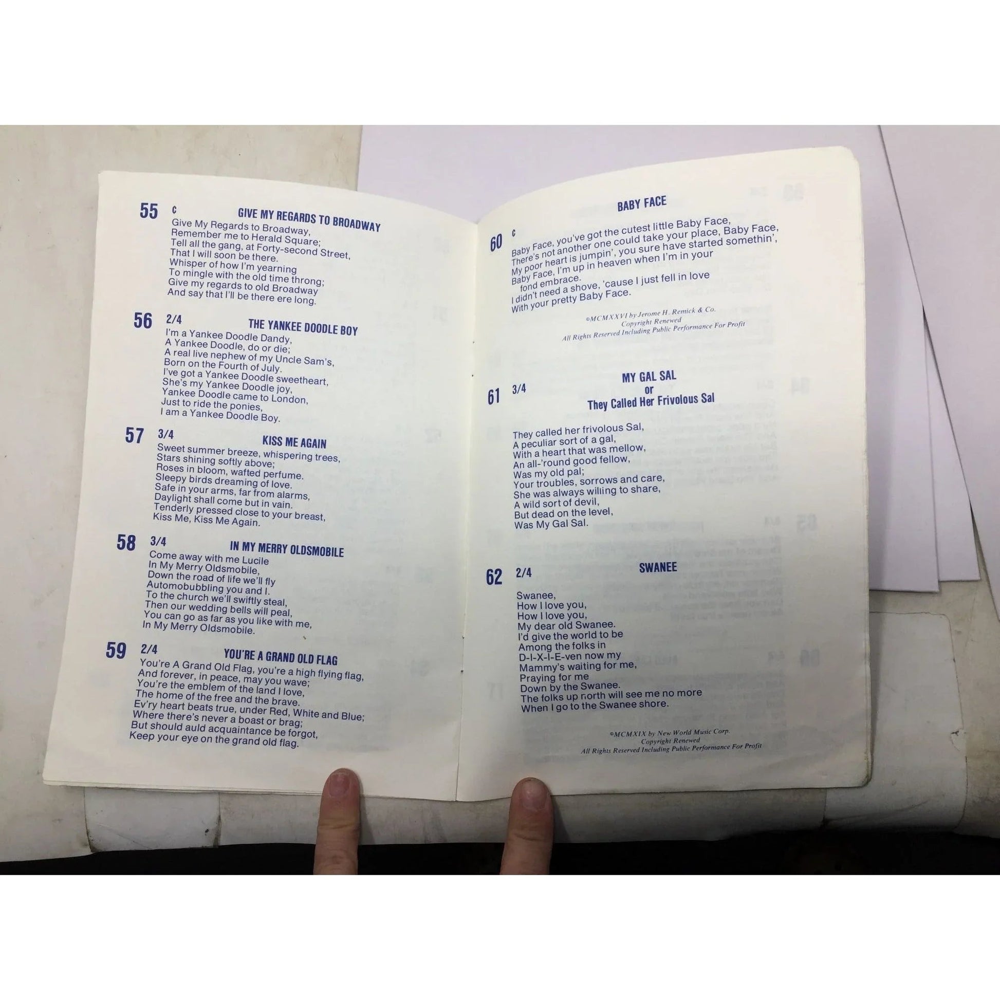 Sing Session - 101 Songs You Love to Sing Song Book - A+ Stuff - Books - A+ Stuff