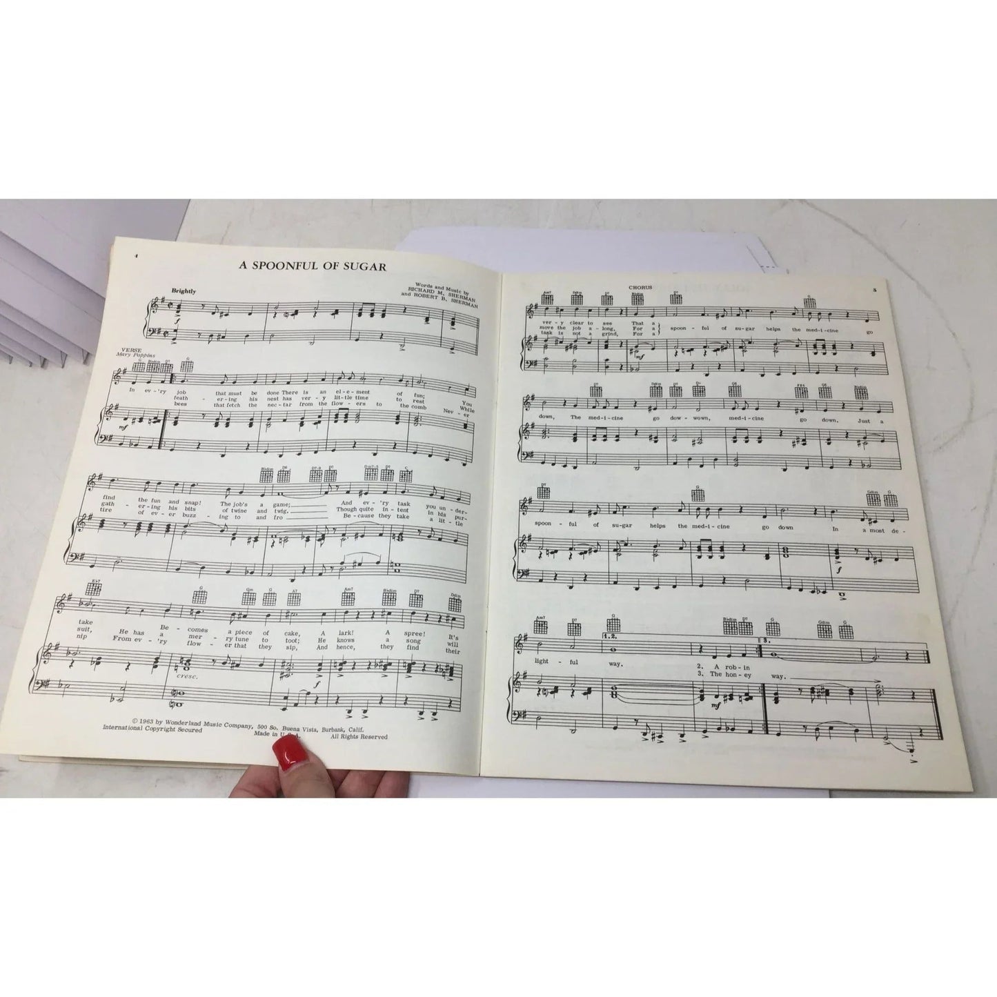 ''Songs from Walt Disney's Mary Poppins'' Souvenir Song Album - A+ Stuff - books - A+ Stuff