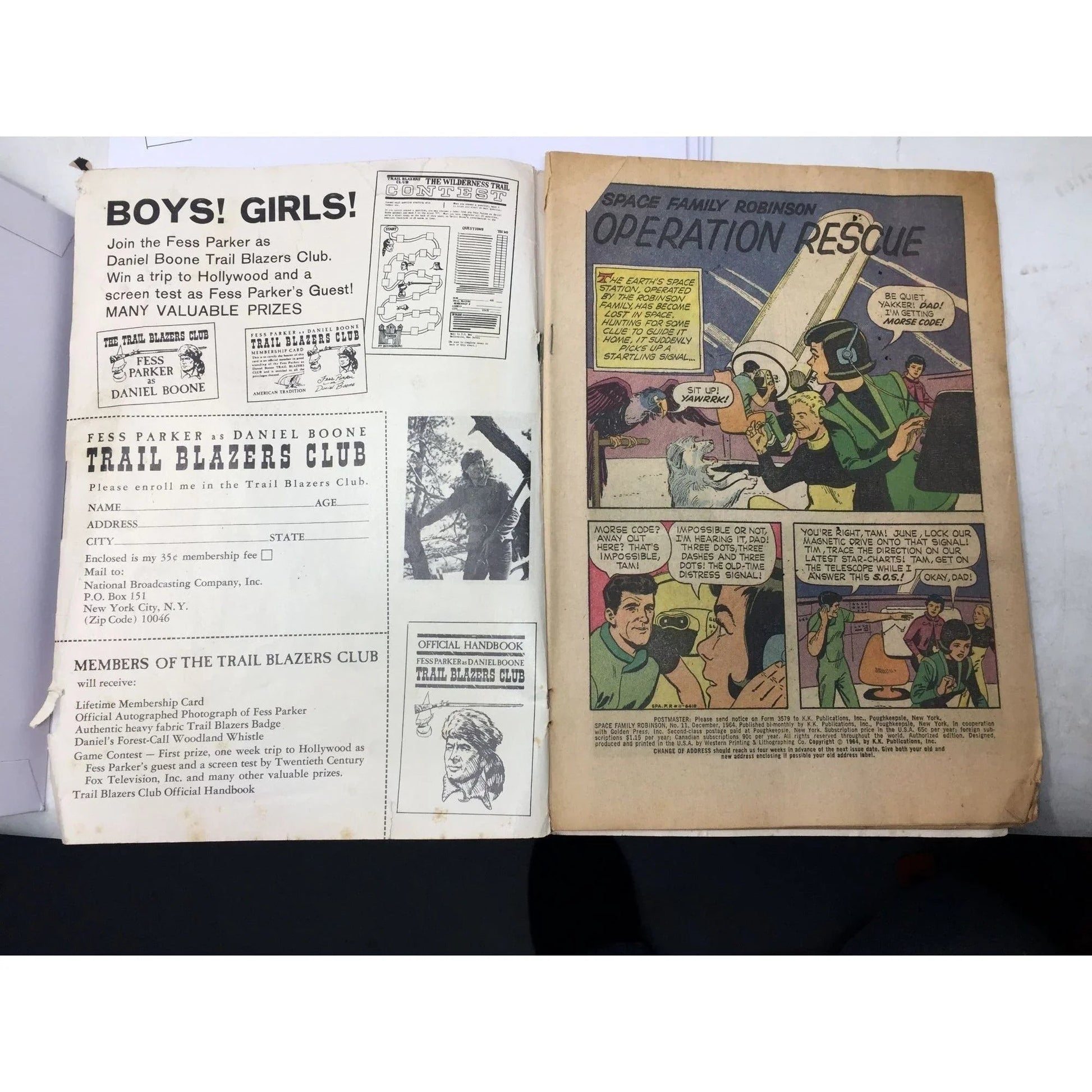 ''Space Family Robinson'' - Vintage Gold Key Comics Comic Book - A+ Stuff - comic book - A+ Stuff