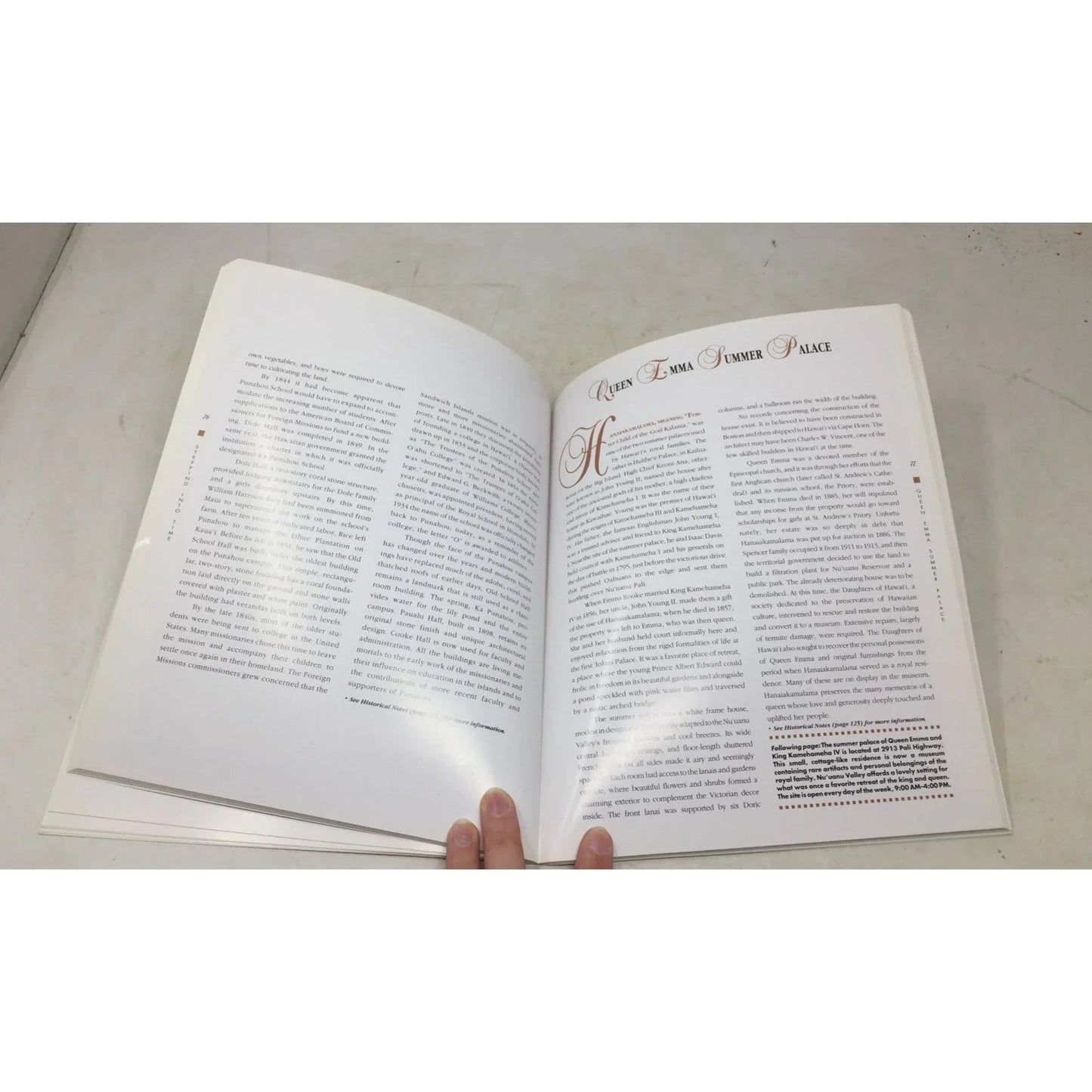 Stepping Into Time: A Guide to Honolulu's Historic Landmarks - A+ Stuff - books - A+ Stuff
