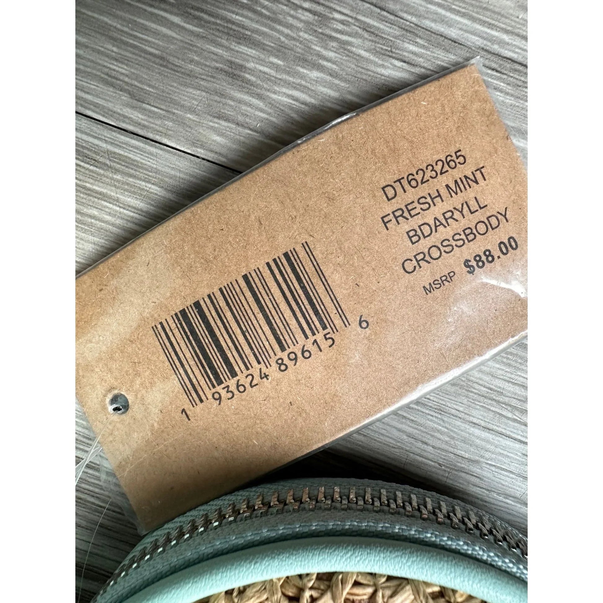 Steve Madden Bdaryll Crossbody / Shoulder bag - Frest Mint  with Round Tag Pouch NWT - A+ Stuff