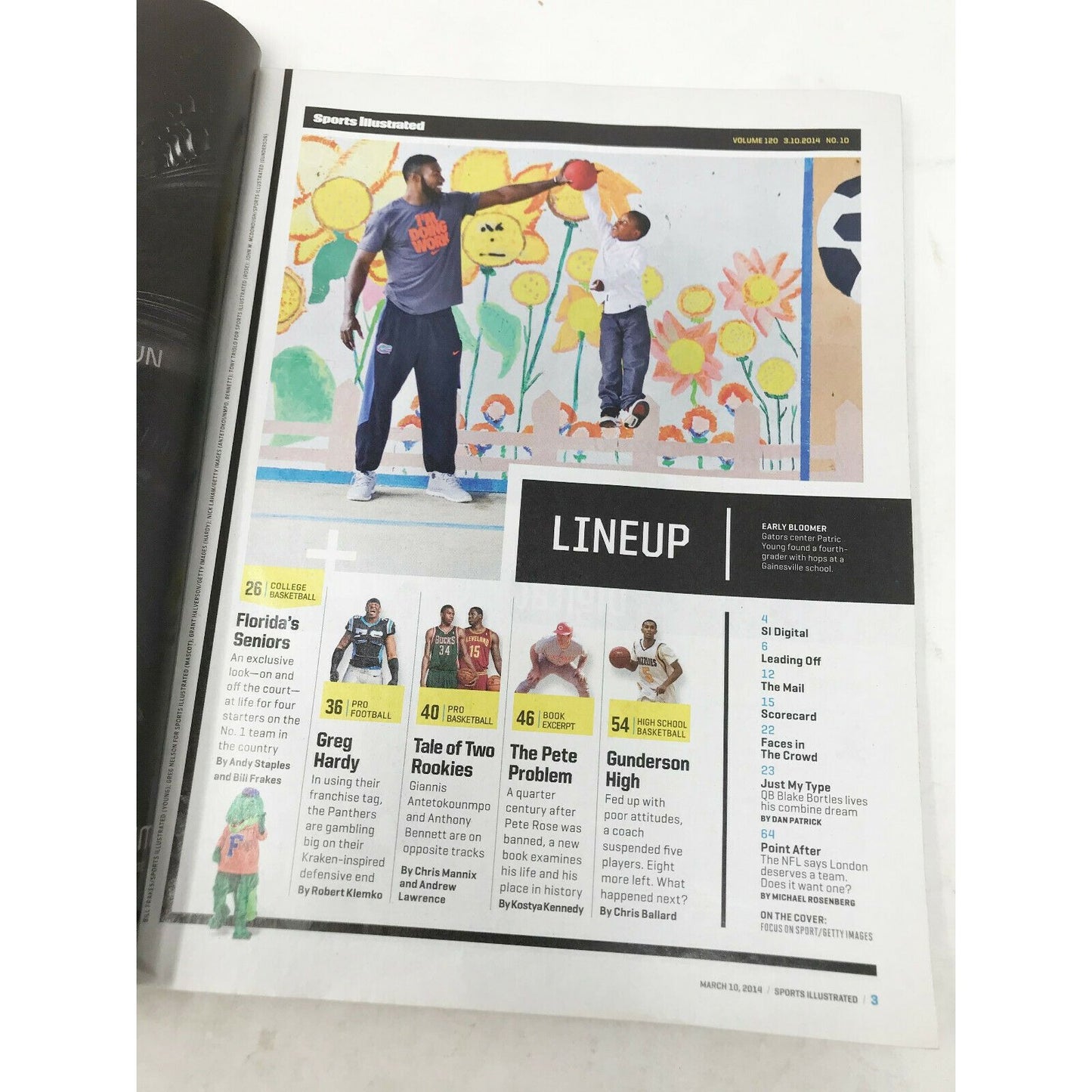 Lot of 8 SPORTS ILLUSTRATED Magazines from 2000s Soccer, Baseball, Etc