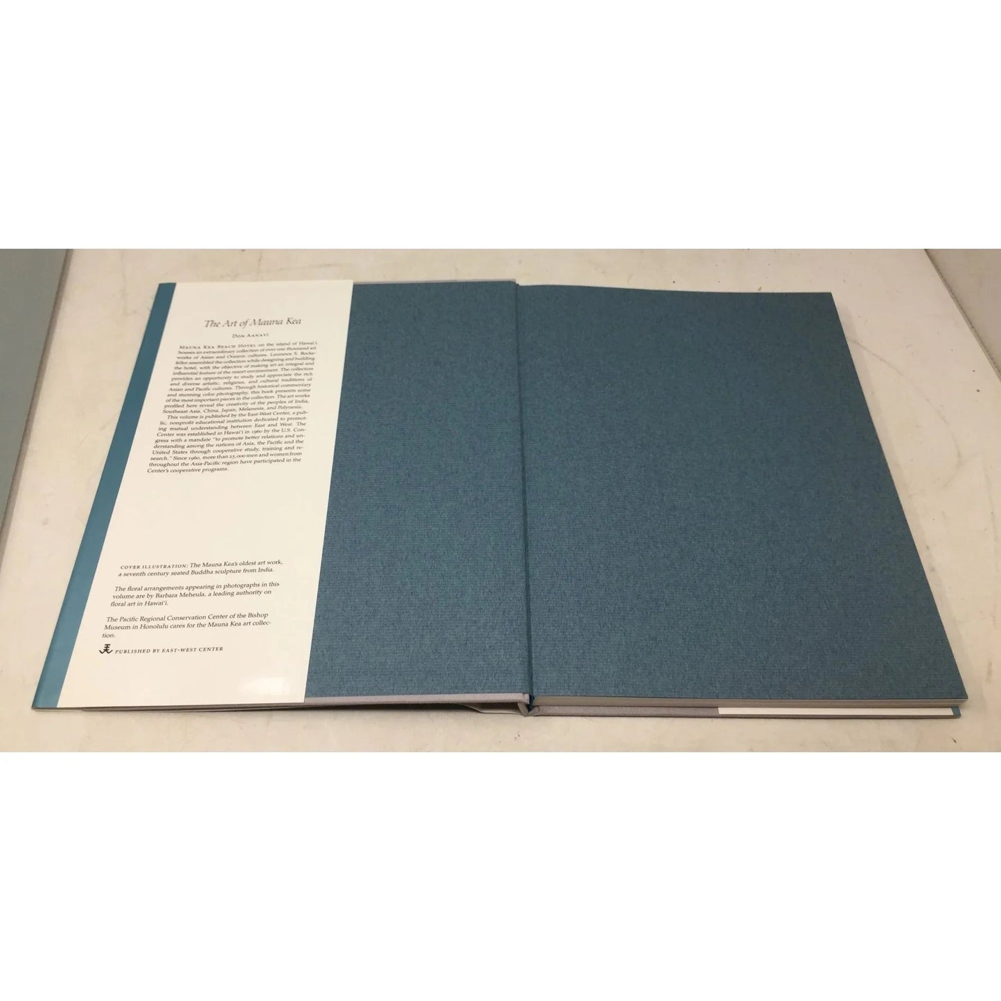 The Art of Mauna Kea by Don Aanavi. - unbranded - Vintage Books - A+ Stuff