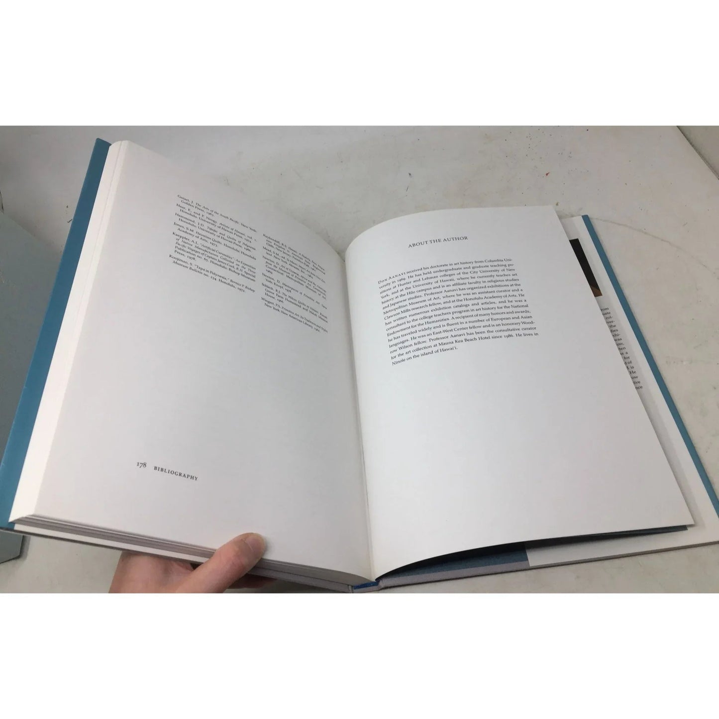 The Art of Mauna Kea by Don Aanavi. - unbranded - Vintage Books - A+ Stuff