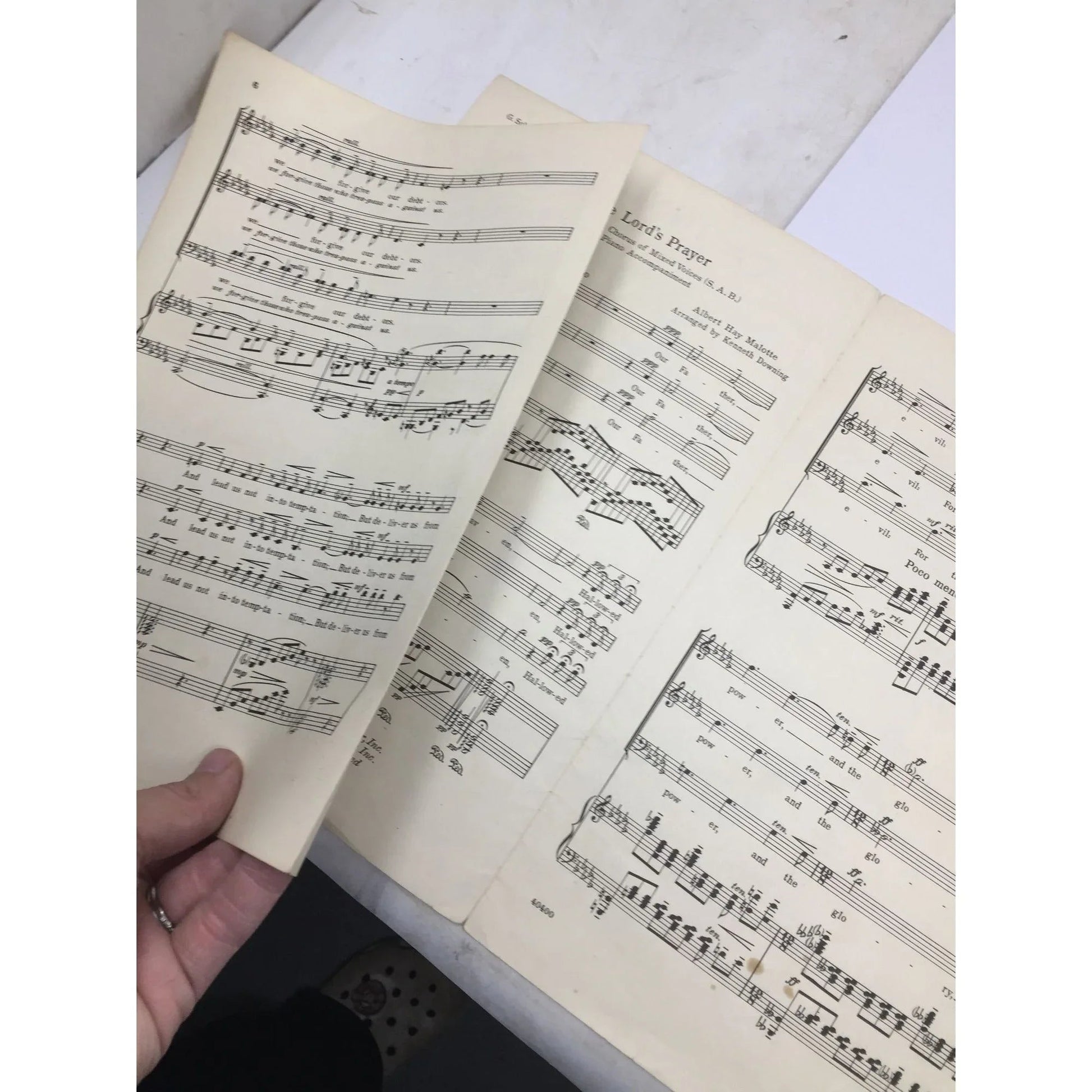 ''THE KING OF GLORY'' Sheet Music book - A+ Stuff - SHEET MUSIC - A+ Stuff