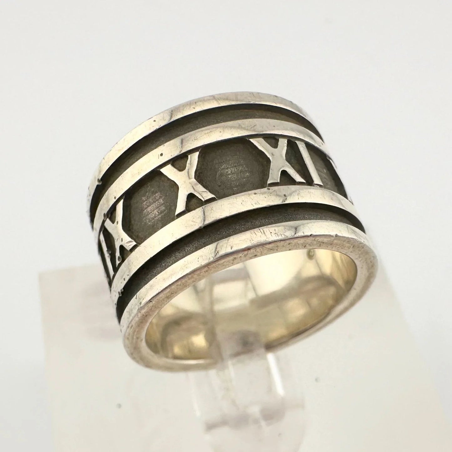 Tiffany and Co Thick Band Atlas Ring - Sterling Silver Size 5 - Tiffany & Co - Ring - A+ Stuff