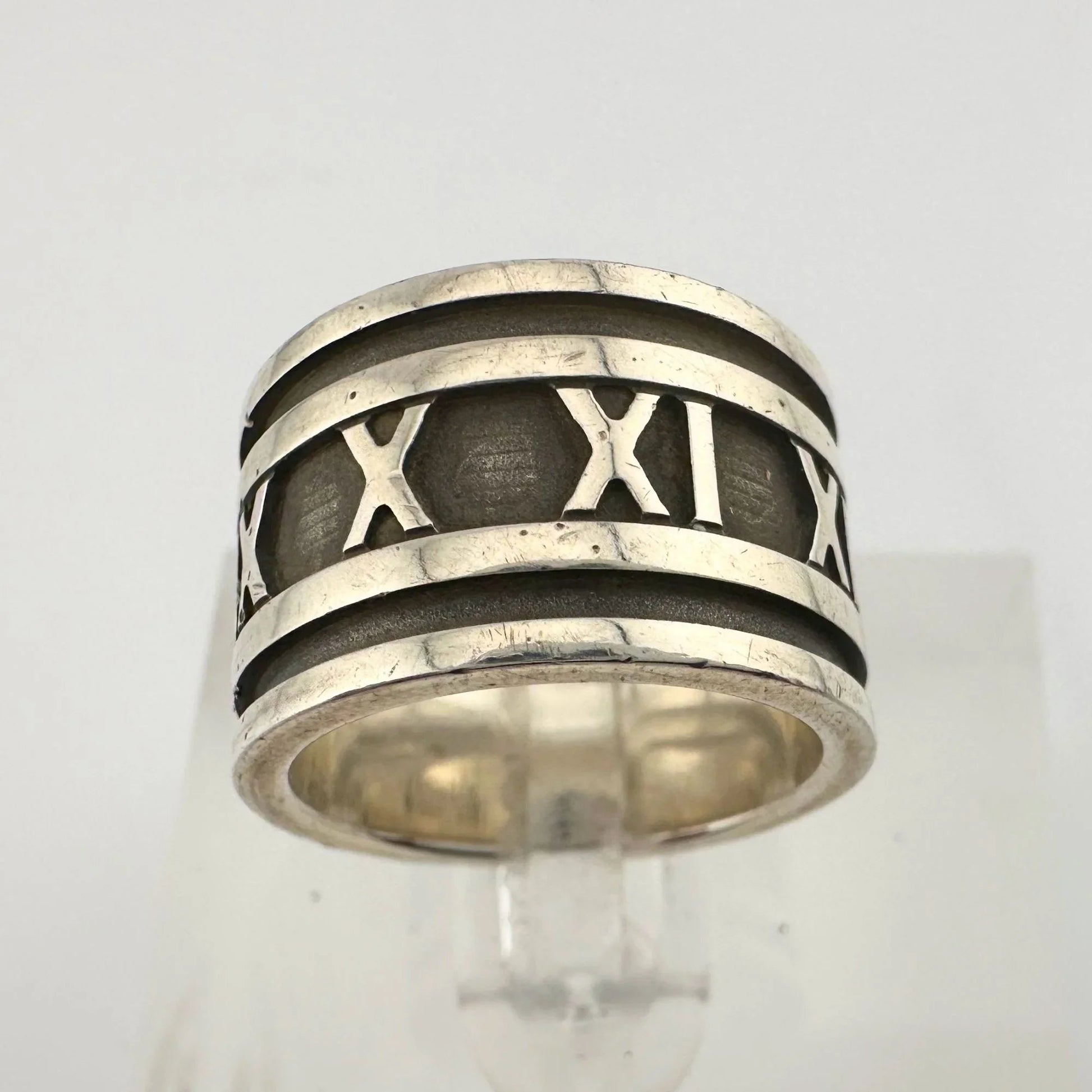Tiffany and Co Thick Band Atlas Ring - Sterling Silver Size 5 - Tiffany & Co - Ring - A+ Stuff