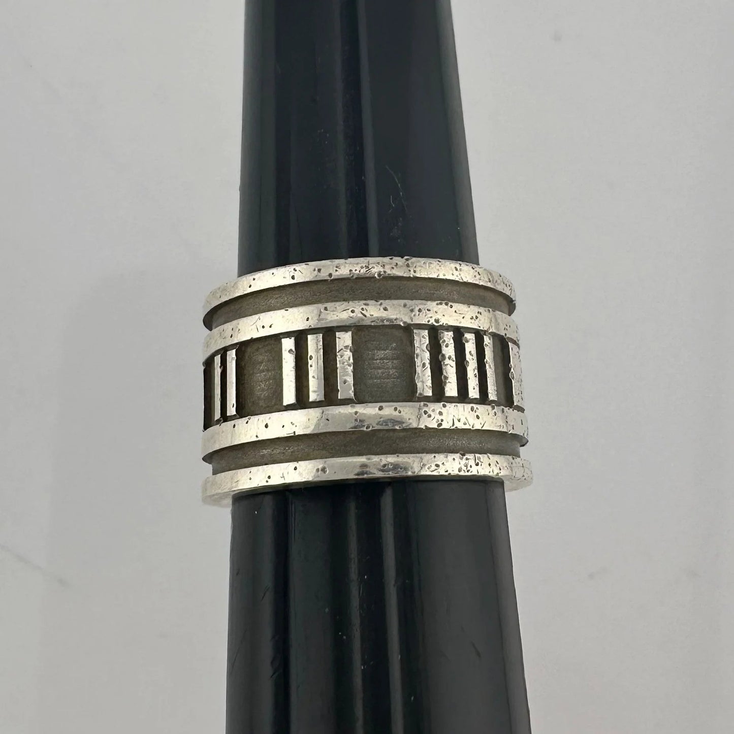 Tiffany and Co Thick Band Atlas Ring - Sterling Silver Size 5 - Tiffany & Co - Ring - A+ Stuff