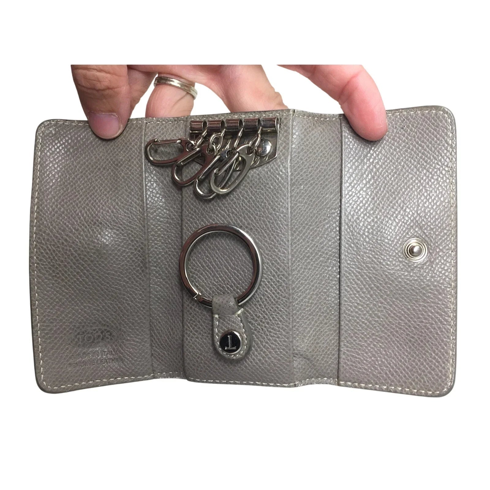 TOD'S 5 Key Keyholder Wallet - Beige/Gray Pebbled Leather - Tod's - Key holder Wallet - A+ Stuff