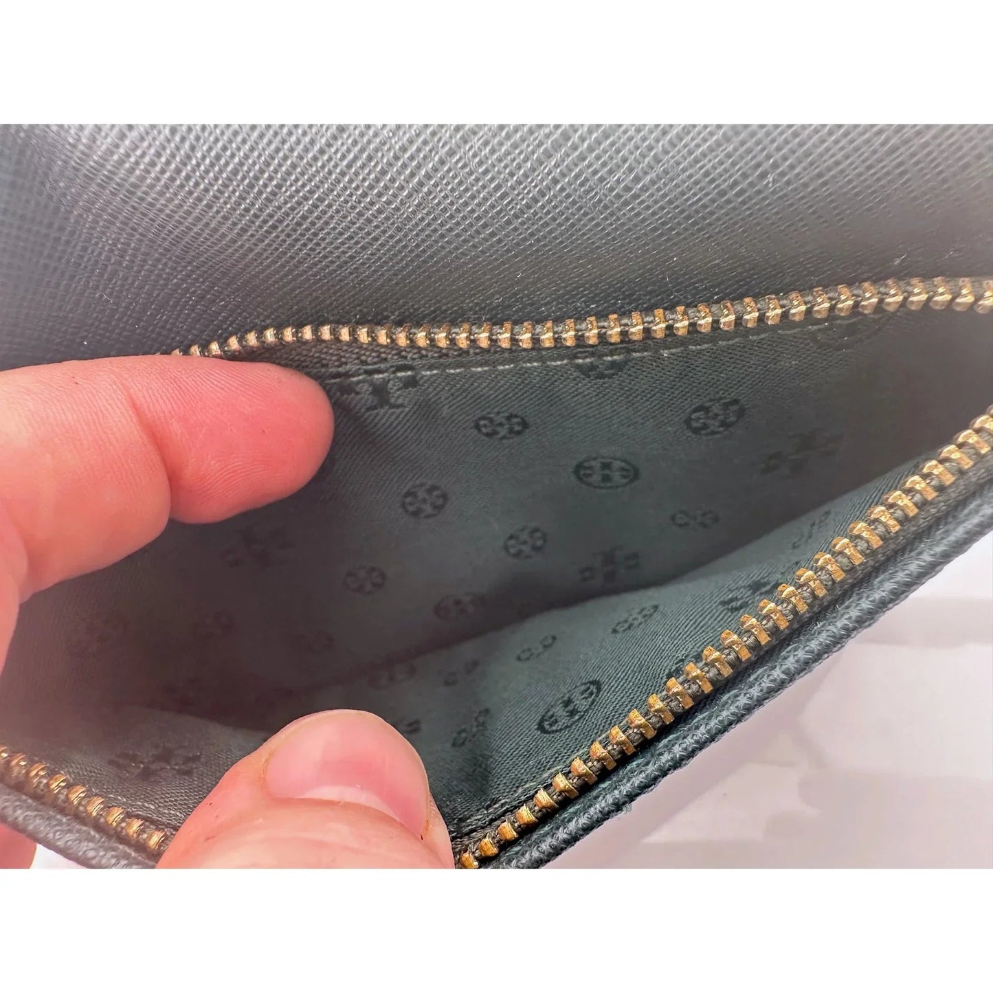 Tory Burch Deep Green Leather Bi - Fold Wallet Wristlet - Tory Burch - Designer wallet - A+ Stuff