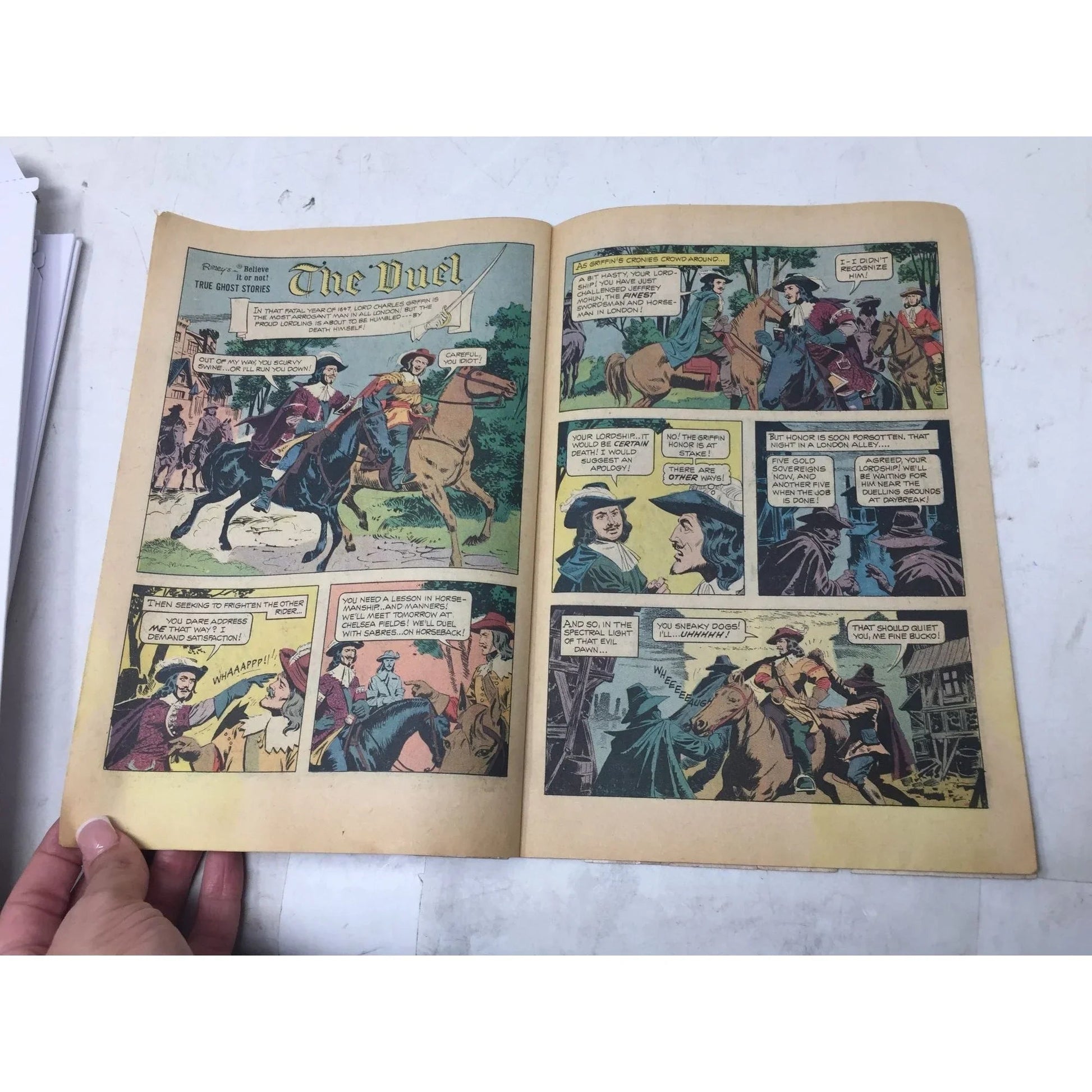''True Ghost Stories Ripley's Believe it or Not'' Vintage 1971 Comic Book - Ripley international limited - comic book - A+ Stuff