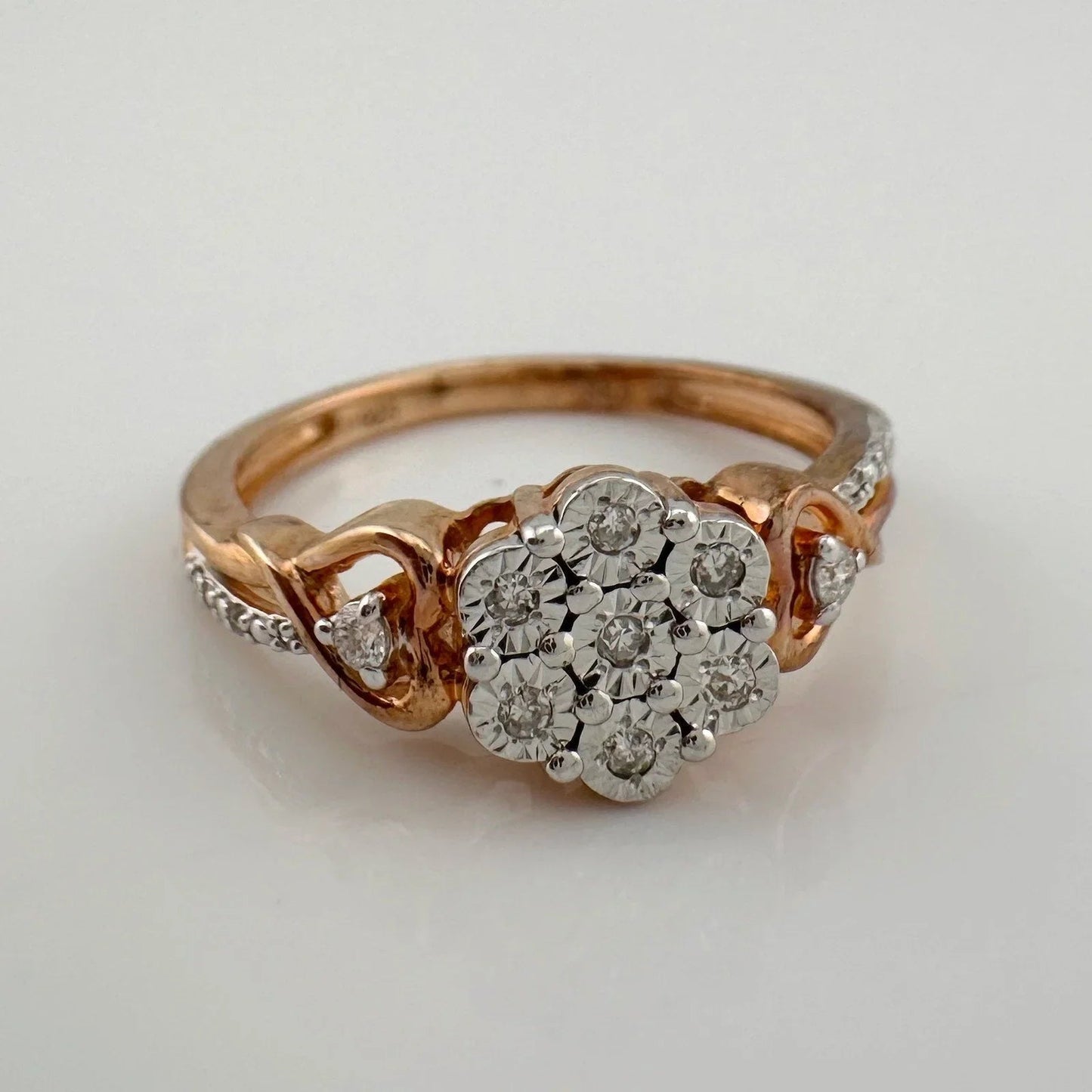 Two Tone Diamond Cluster Ring with Hearts on sides - size 7 - Unbranded - Diamond Ring - A+ Stuff