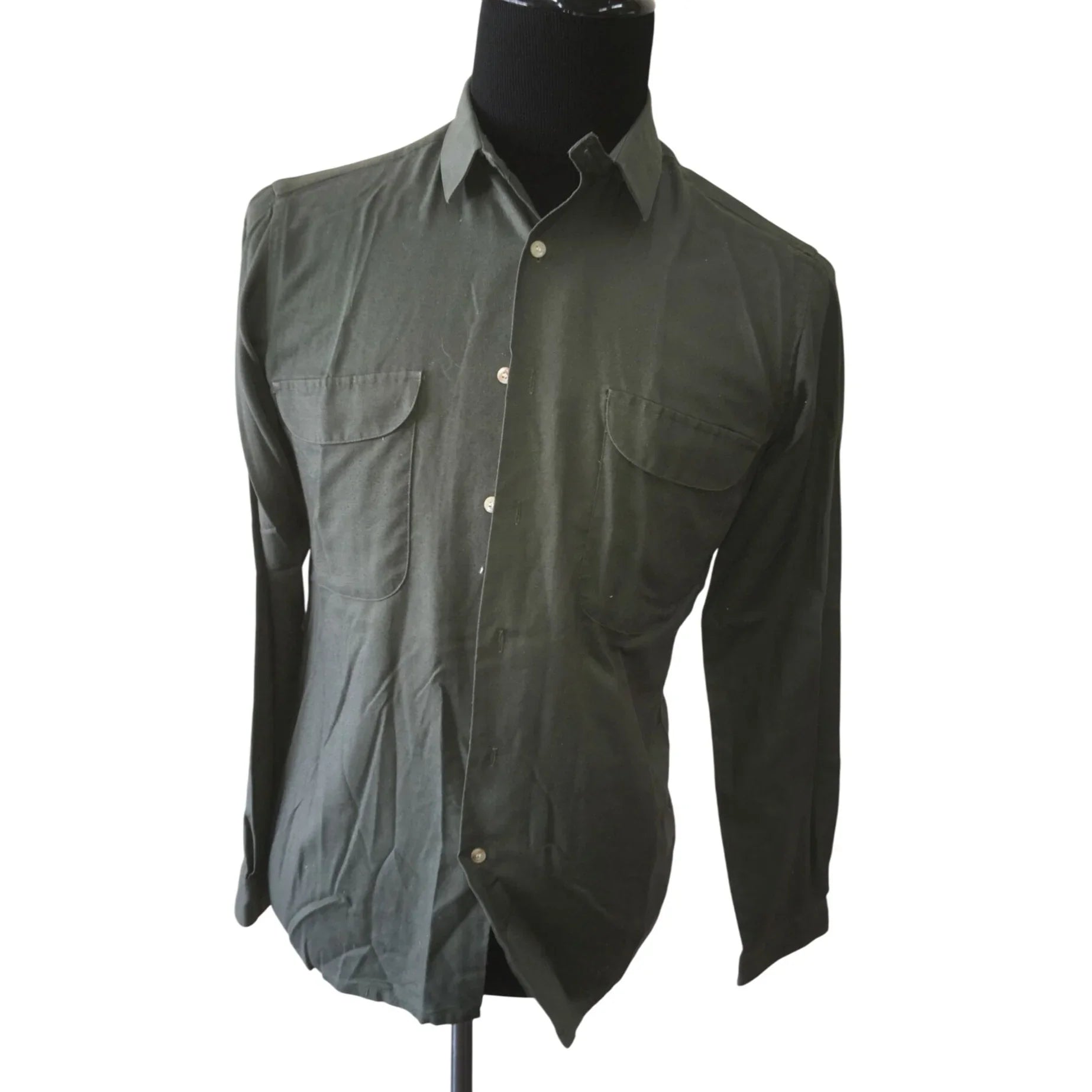 Don Robbie Olive Green Size Medium Long Sleeved Button Up Shirt - A+ Stuff