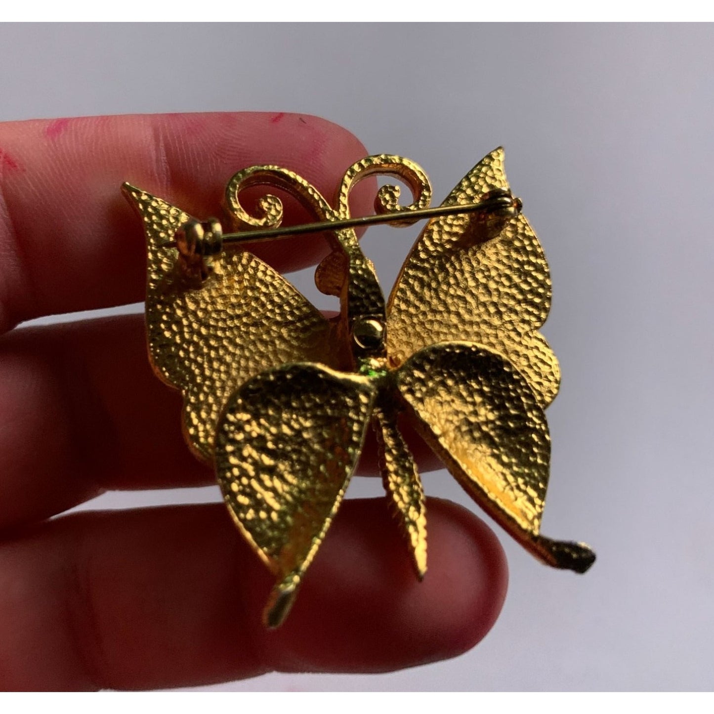 Vintage Womens Textured Metal Gold Toned Butterfly Pin