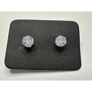 Very Shiny Unknown White Gemstone Women's Stud Earrings