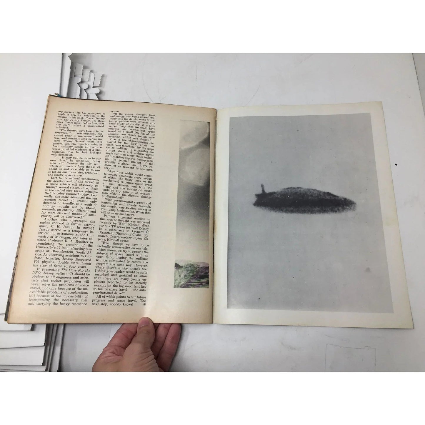 Vintage 1967 FLYING SAUCERS PICTORIAL Magazine - A+ Stuff - Magazines - A+ Stuff