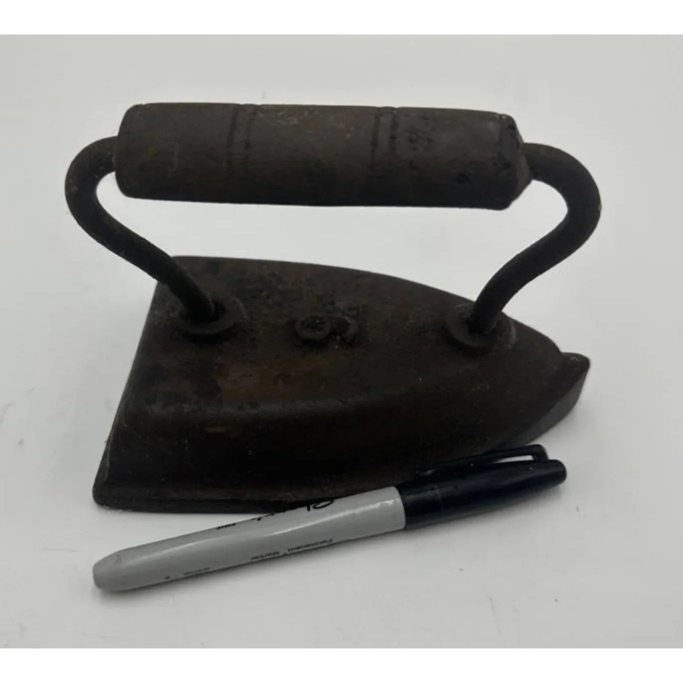 Vintage Antique Cast Iron Sad Irons (2) and Trivet - Simmons HDW Co. St. Louis - A+ Stuff