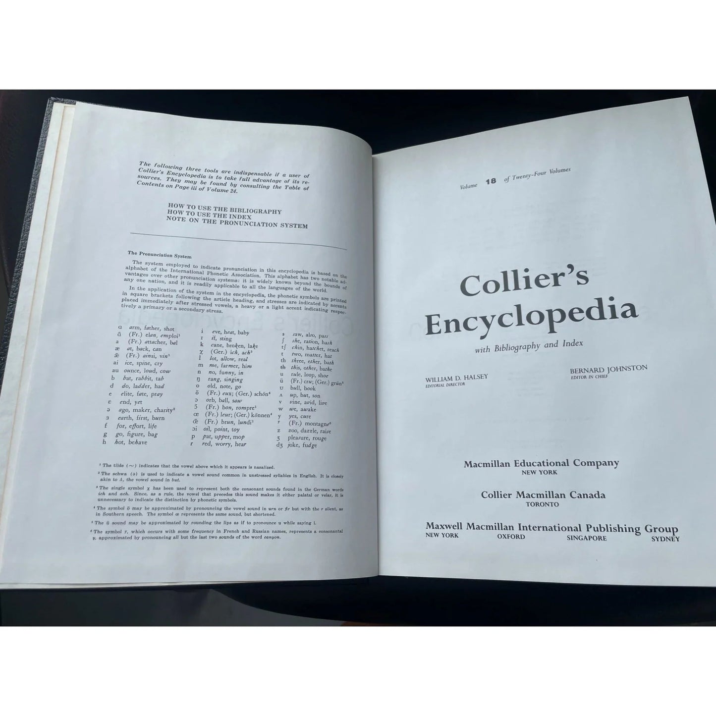 Vintage Collier's Encyclopedia Volume 18 with Bibliography and Index - A+ Stuff - Books - A+ Stuff