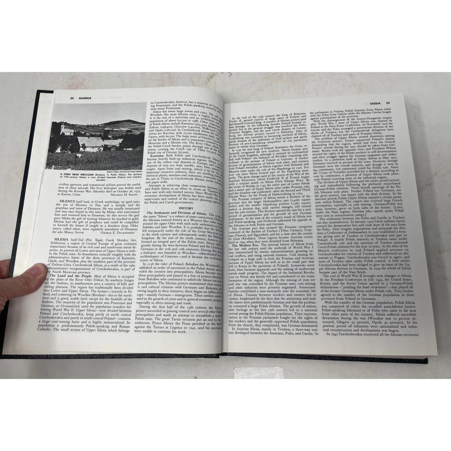 Vintage Collier's Encyclopedia Volume 21 with Bibliography and Index - A+ Stuff - Books - A+ Stuff