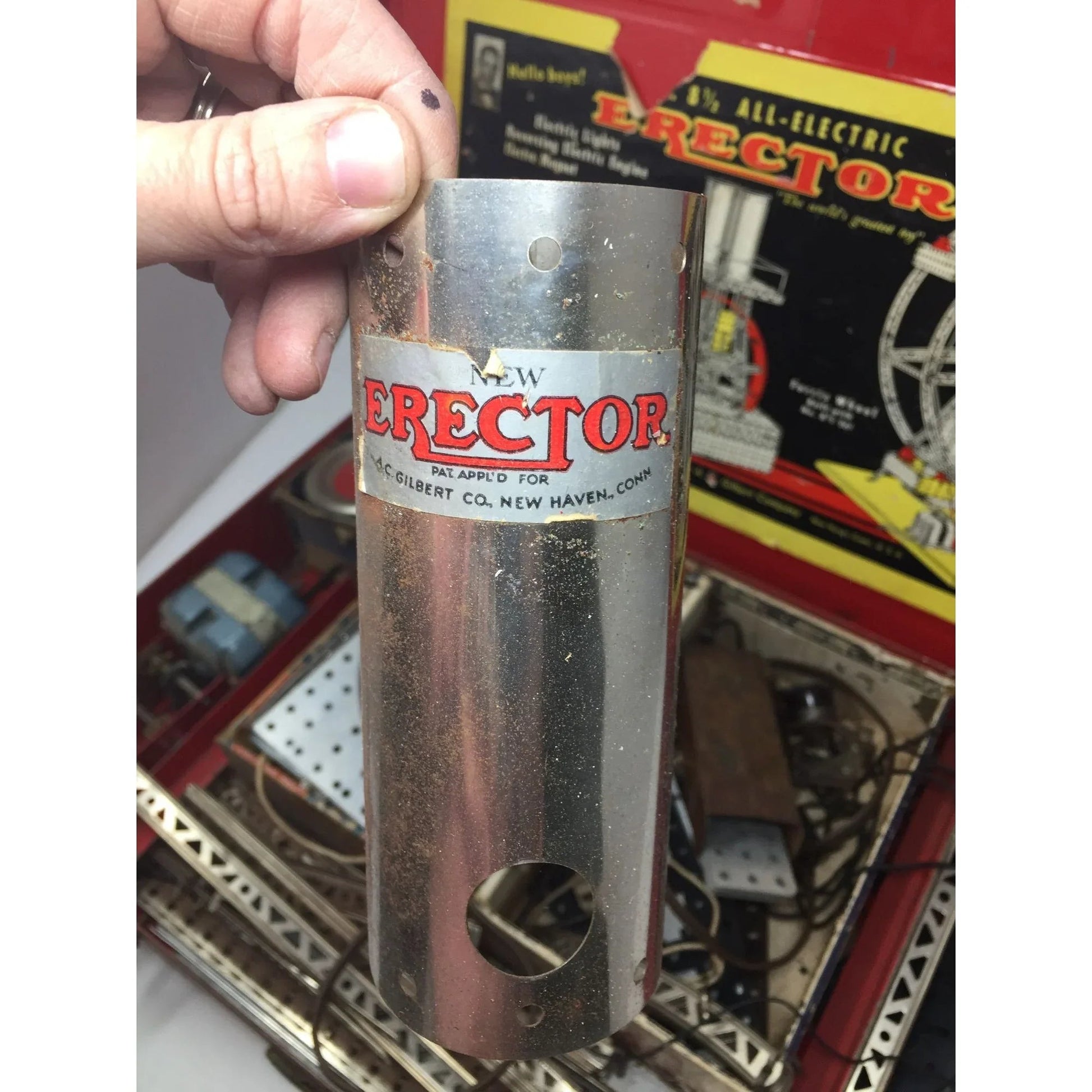 Vintage Erector ''The Worlds Greatest Construction Toy'' in metal Carrying case - A+ Stuff - Toys - A+ Stuff