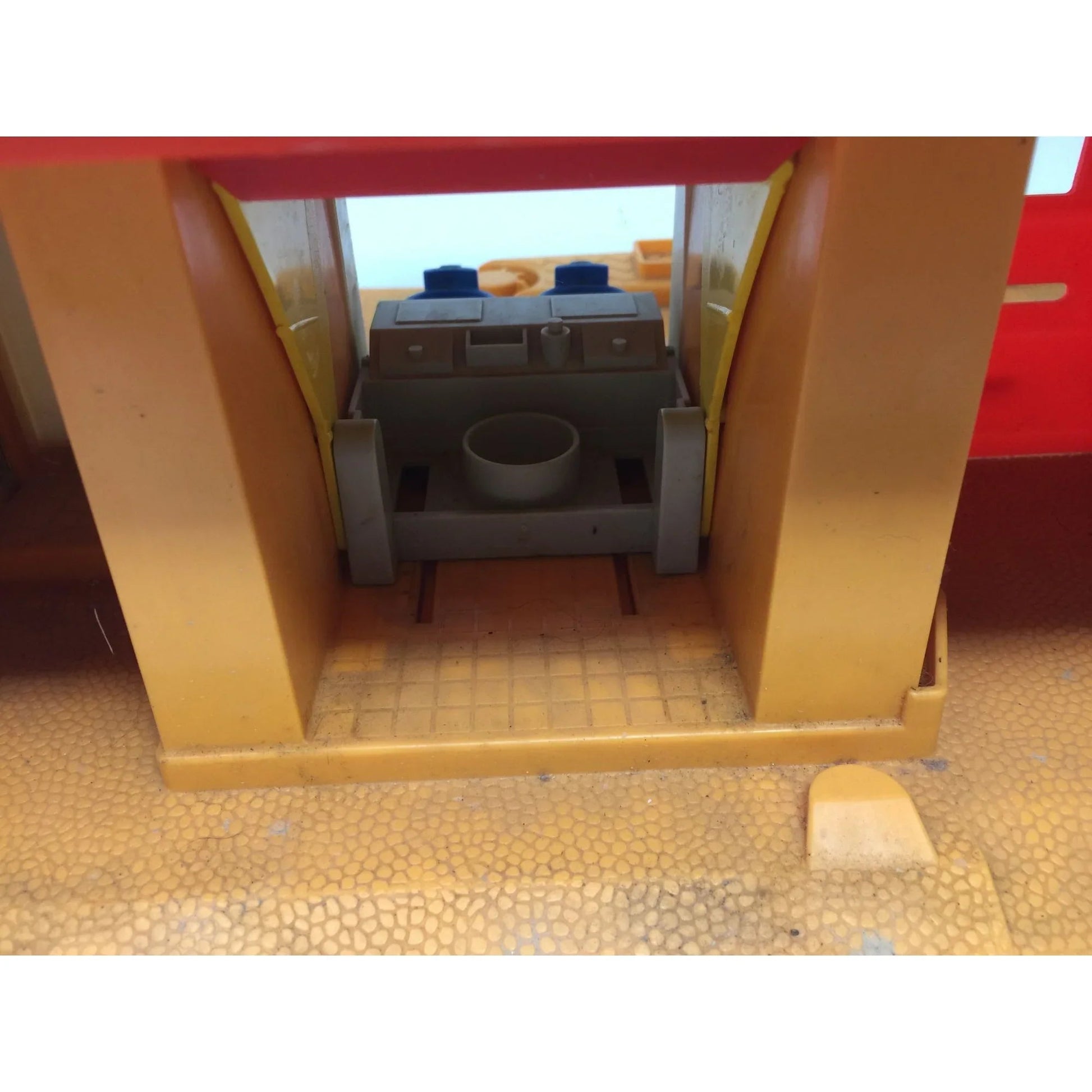 Vintage Fisher Price Little People Play Family Village Main Street Town City - A+ Stuff