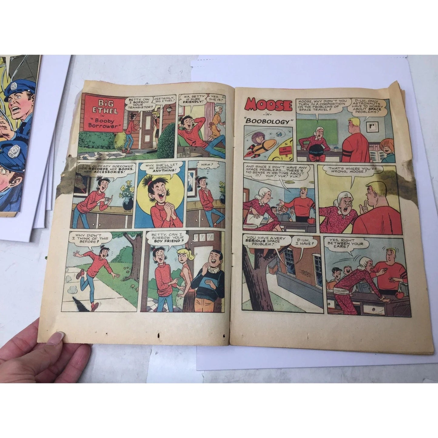 Vintage July 90 Archie Series ''Archie's Joke Book'' Magazine - A+ Stuff - comic books - A+ Stuff