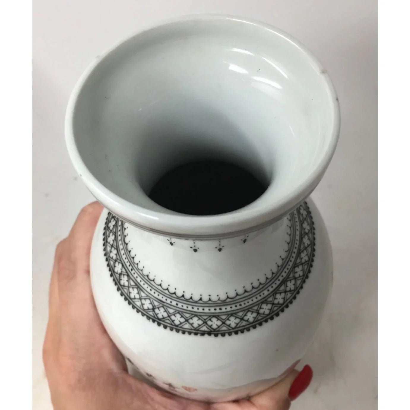 Vintage Porcelain Hand Painted Glazed Chinese Vase - A+ Stuff - Vase or Holder - A+ Stuff