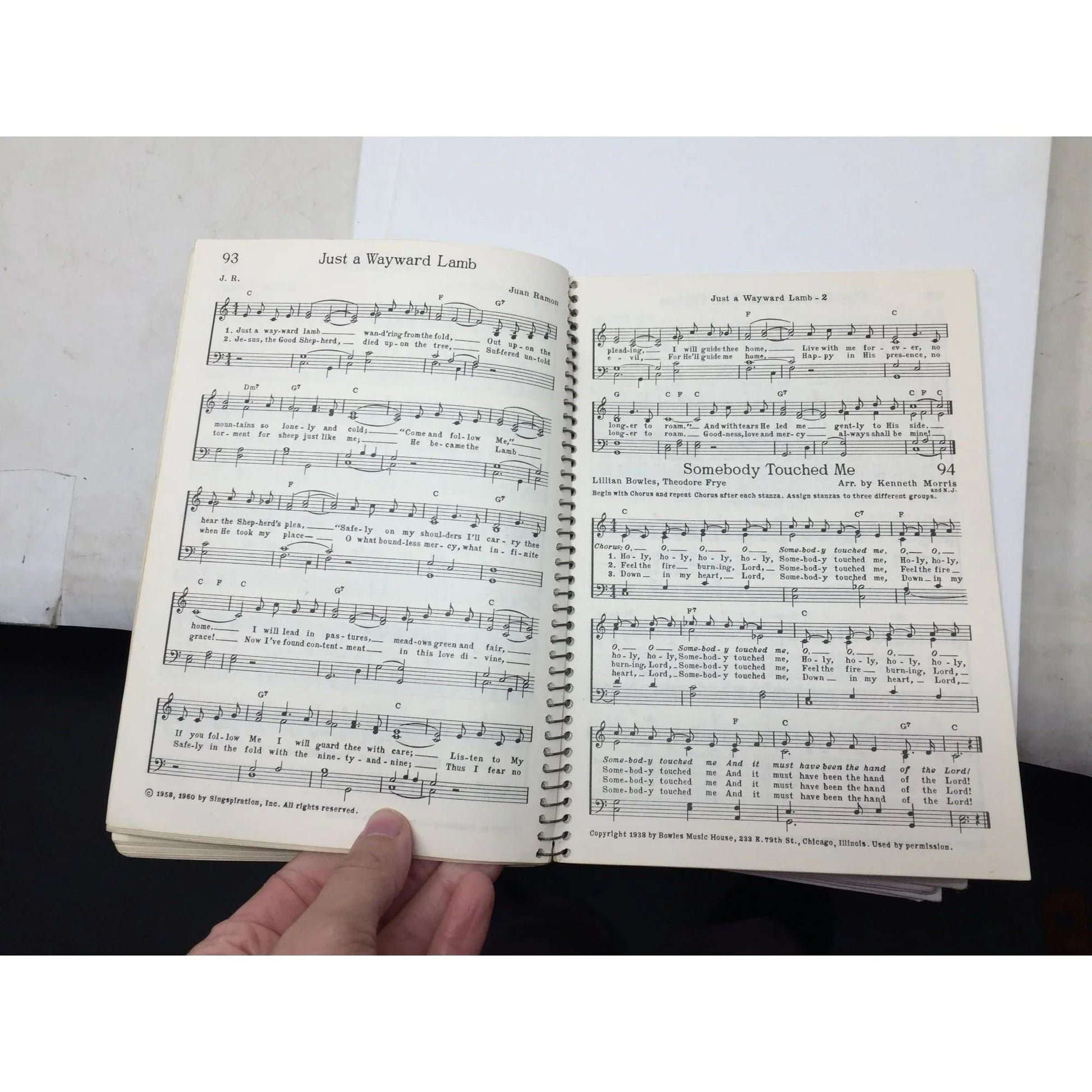 Vintage Songbook - Folk Hymnal for the Now Generation - A+ Stuff - Books - A+ Stuff