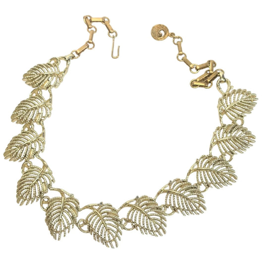 Vintage Women's Beautiful Gold Tone LISNER Leaf Necklace - LISNER - necklace - A+ Stuff