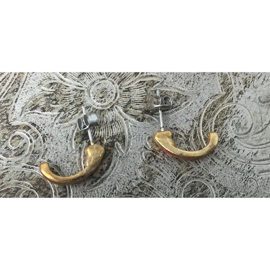 Vintage Women's Red and Gold Earrings with backs - A+ Stuff - Earrings - A+ Stuff