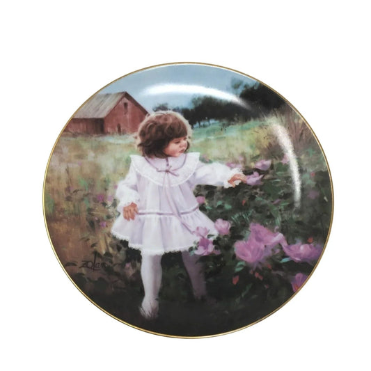 Vintage Zolan Collectible Plate ''Ribbons and Roses'' - zolan - Plates - A+ Stuff