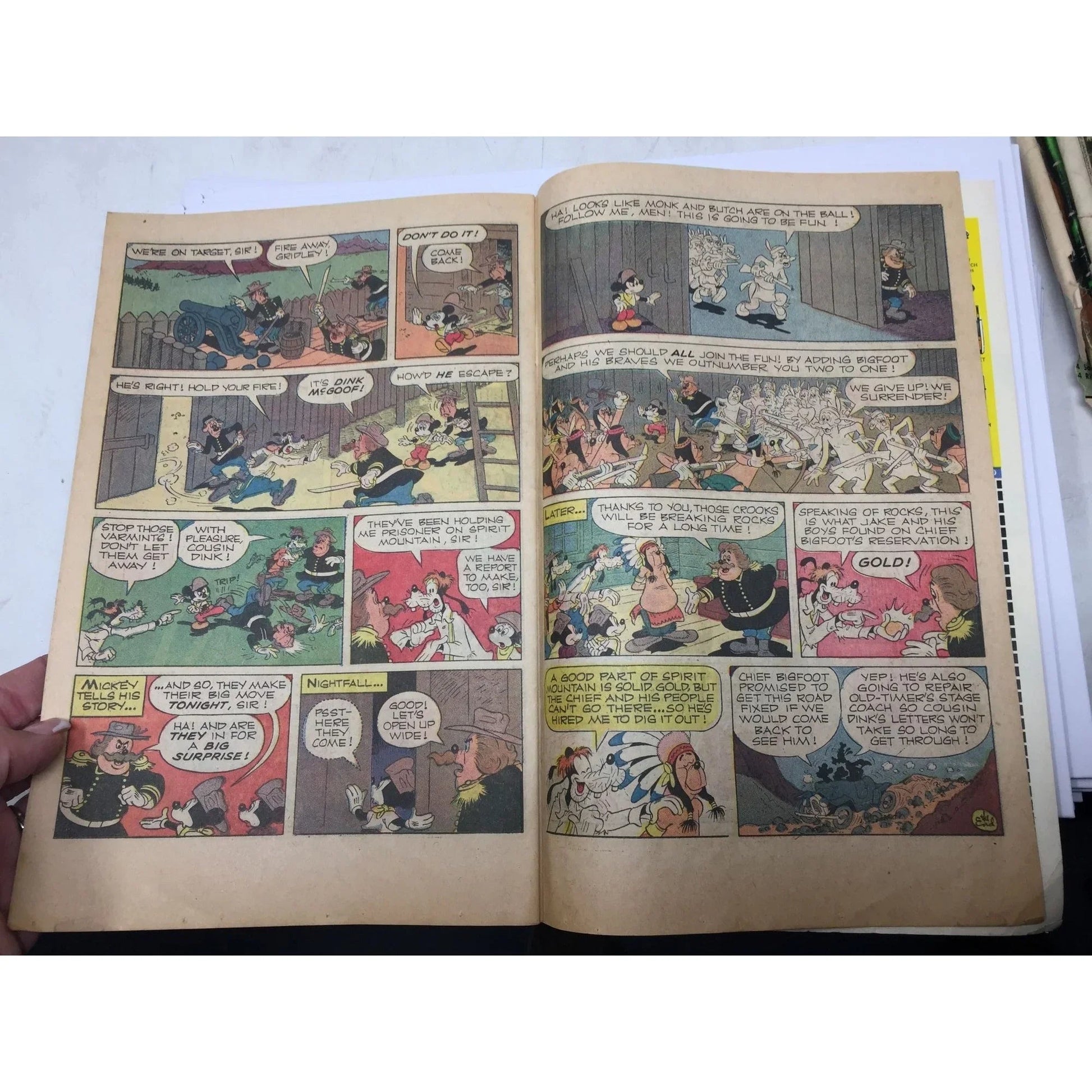 Walt Disney's Comics and Stories 356 Gold Key Comics Comic Book - Walt Disney Productions - comic books - A+ Stuff