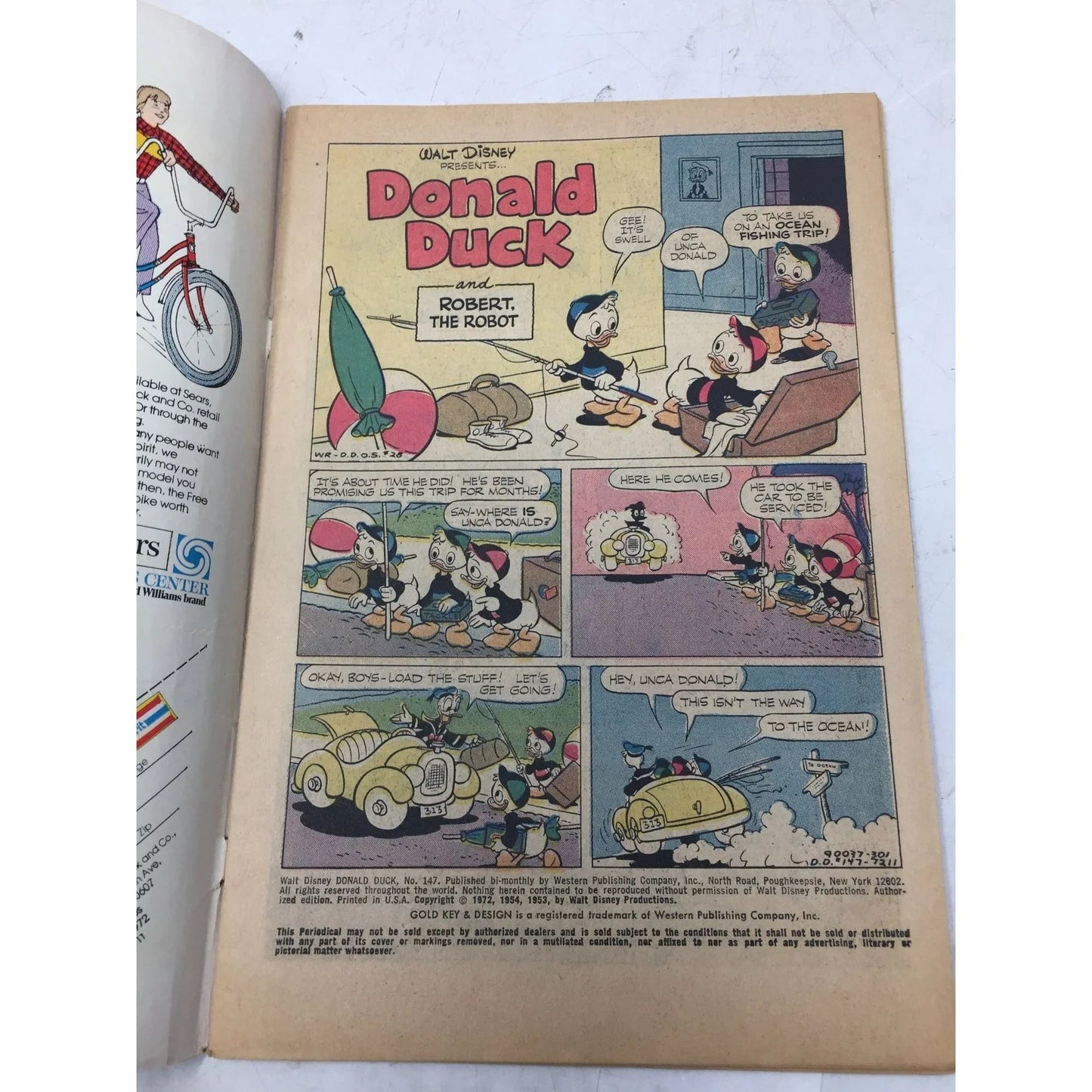 WALT DISNEY'S DONALD DUCK AND ROBERT THE ROBOT - A+ Stuff - Books - A+ Stuff