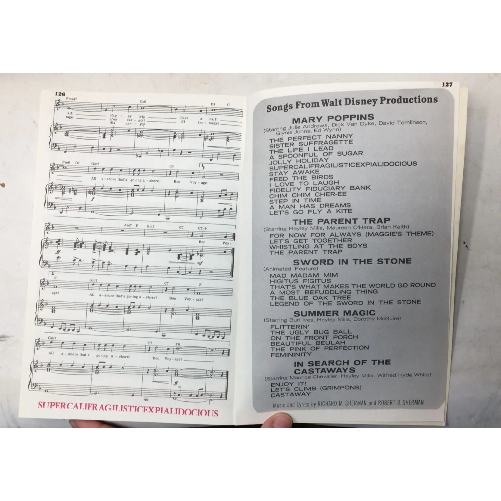 Walt Disney's Mary Poppins Pocketbook of Songs - A+ Stuff - Books - A+ Stuff
