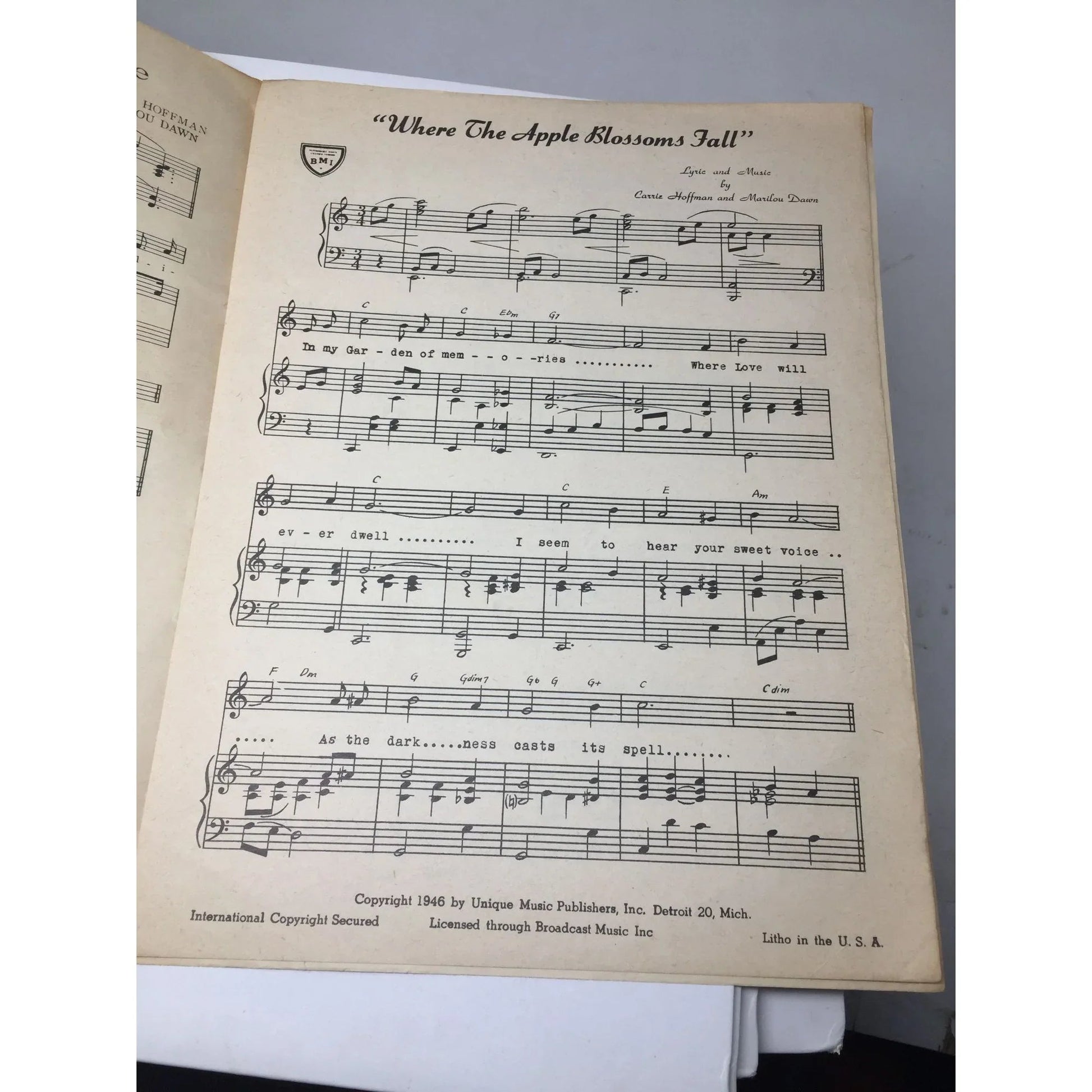 ''Where the apple blossoms fall'' Vintage Sheet music book - A+ Stuff - SHEET MUSIC - A+ Stuff