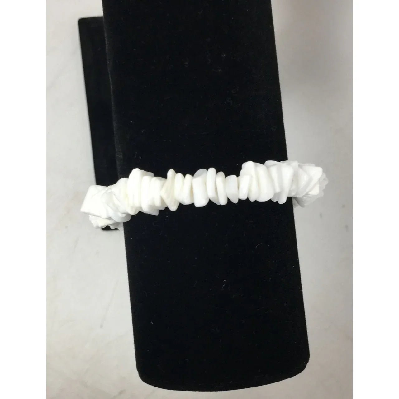 White Chunky Puka Shell Bohemian Style Bracelet - A+ Stuff - Bracelet - A+ Stuff